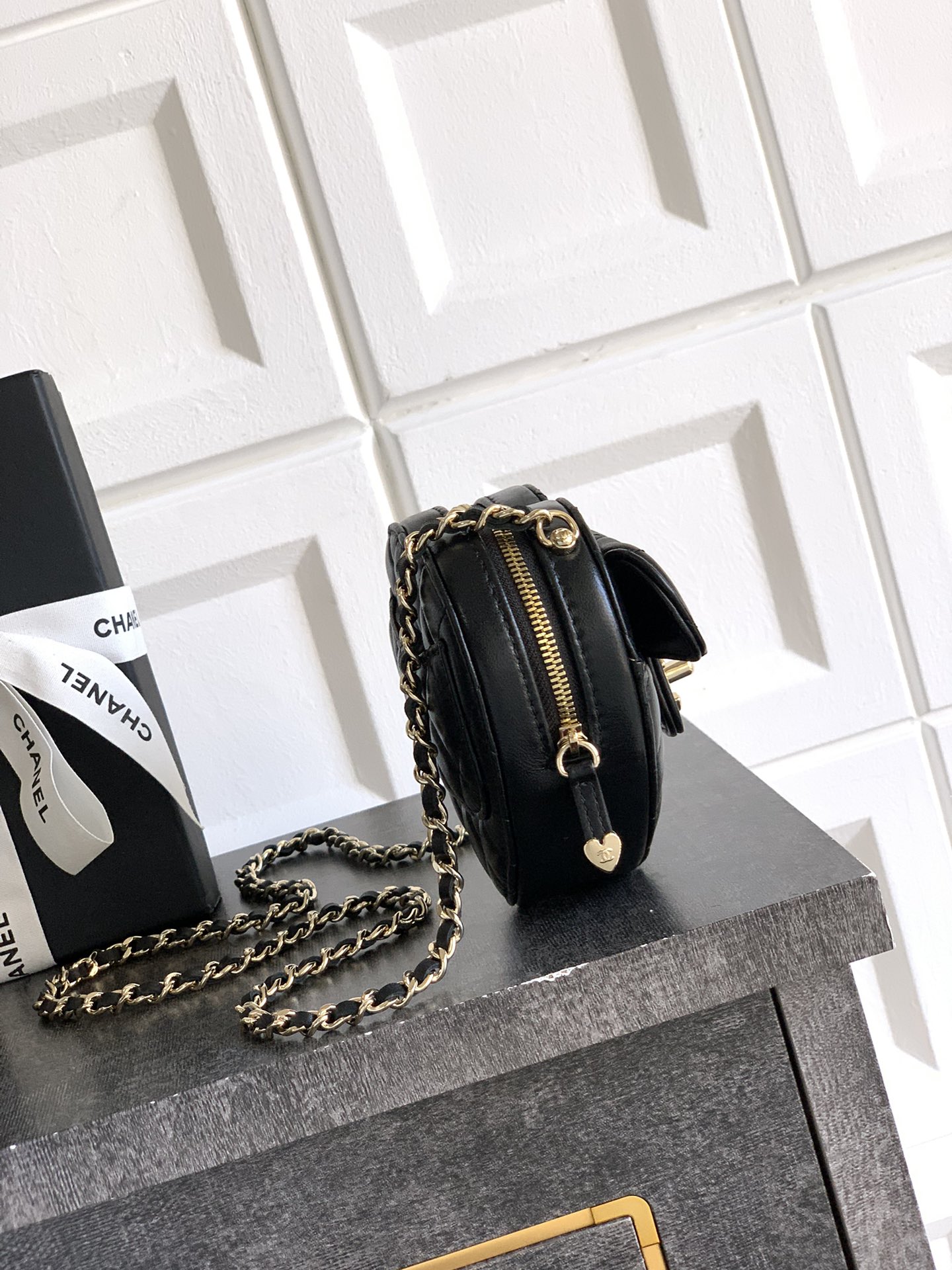 Chanel Clutch Bag Sheepskin Black M-l