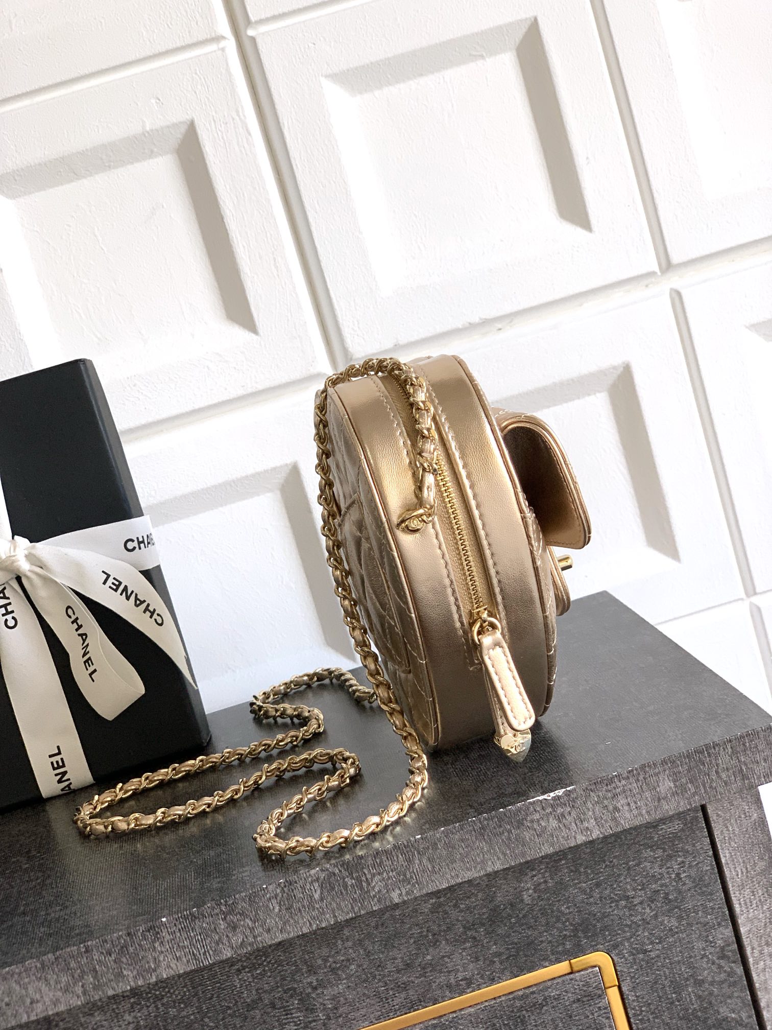 Chanel Clutch Bag Sheepskin Gold M-l