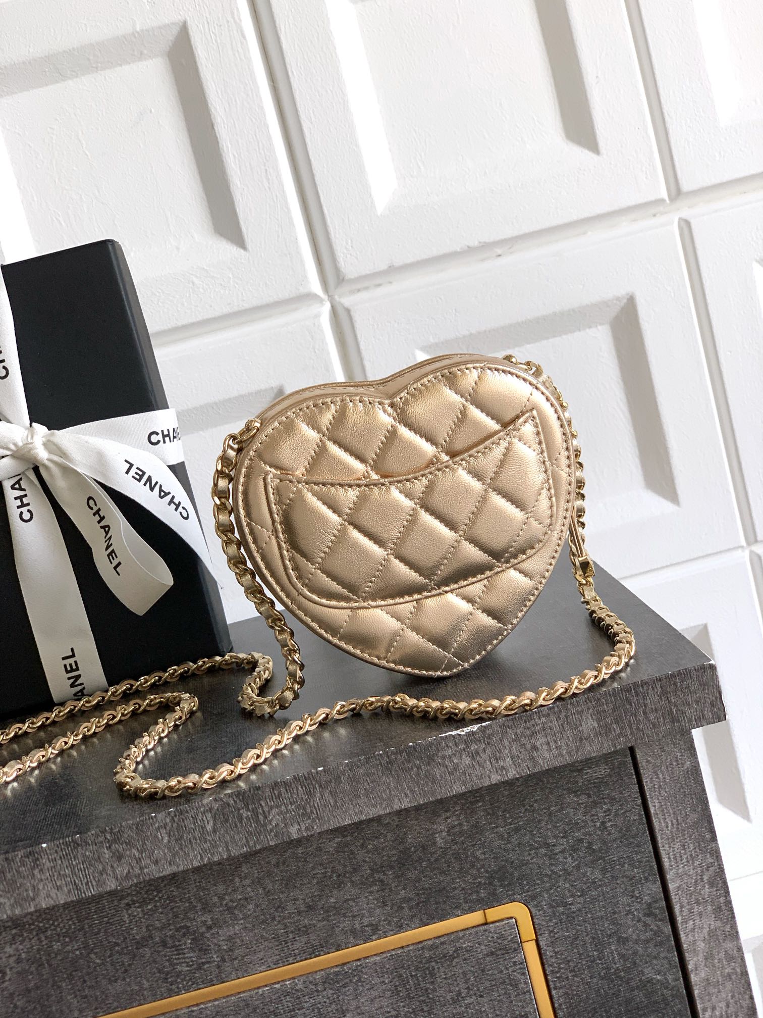 Chanel Clutch Bag Sheepskin M-l