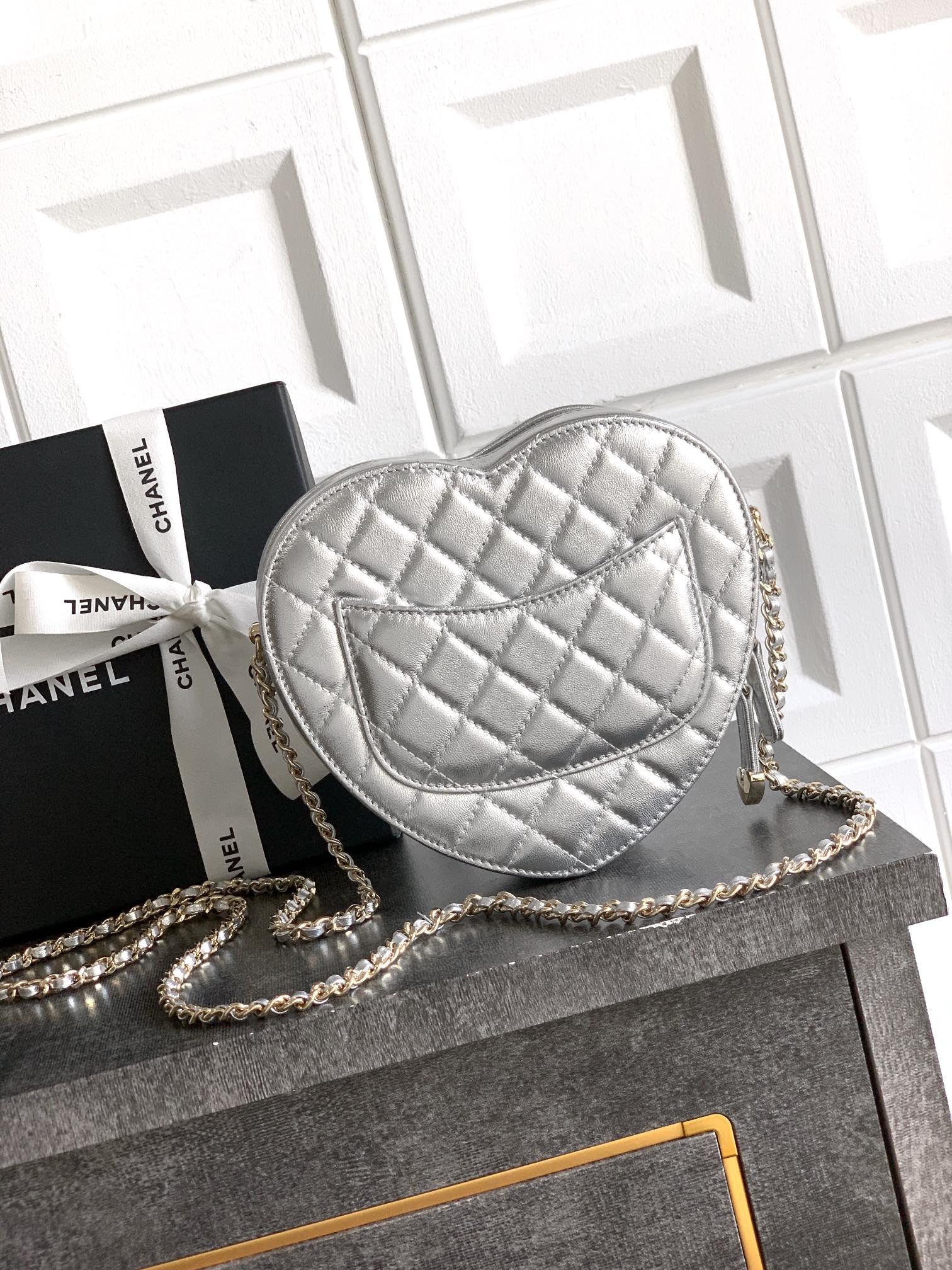 Chanel Clutch Bag Sheepskin Silver M-l