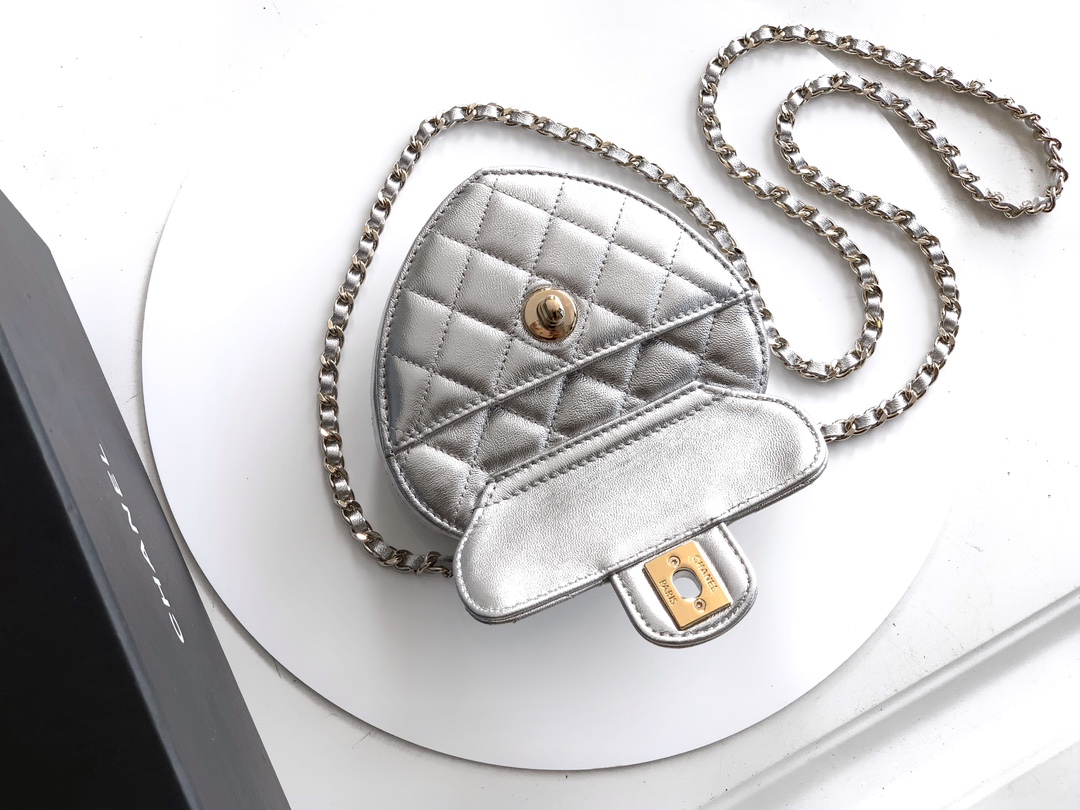 Chanel Clutch Bag Sheepskin Silver M-l