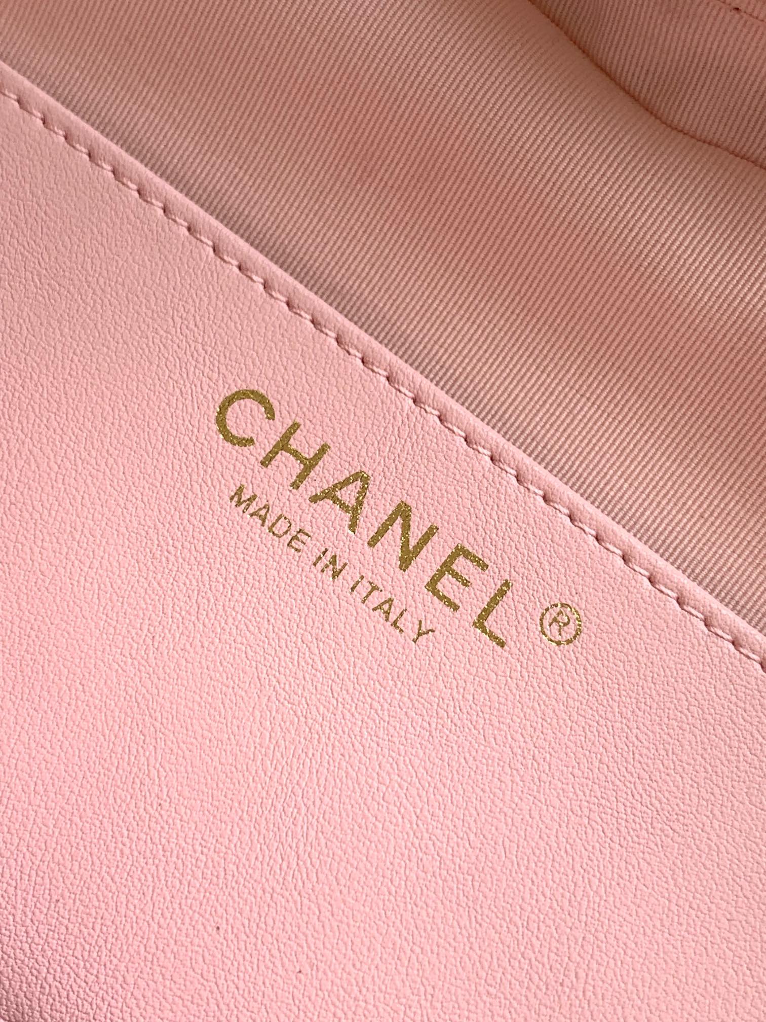 Chanel Clutch Bag Sheepskin Pink M-l