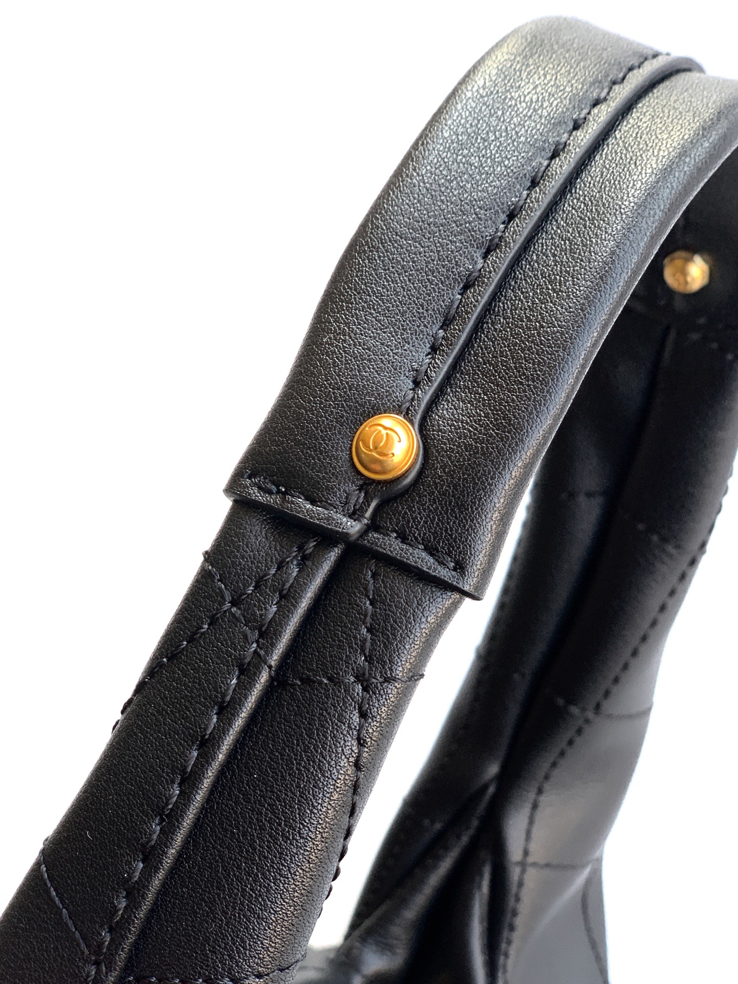 Chanel Male Basic Bag Cow Leather Black 12cm-l-s