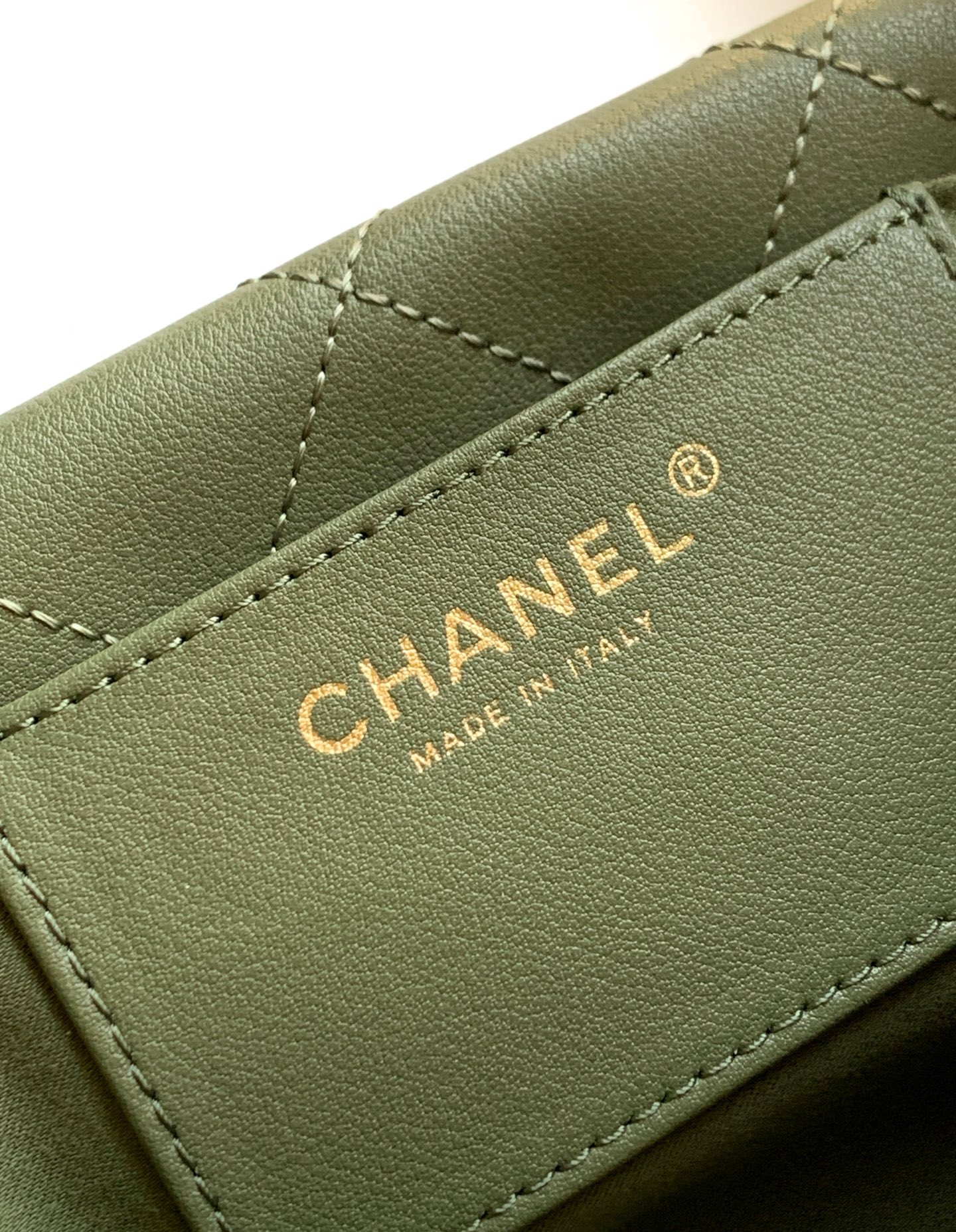 Chanel Male Basic Bag Cow Leather Green 12cm-l-s