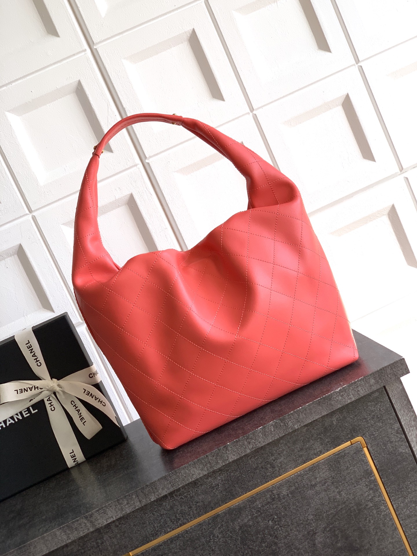 Chanel Male Basic Bag Cow Leather Red 12cm-l-s