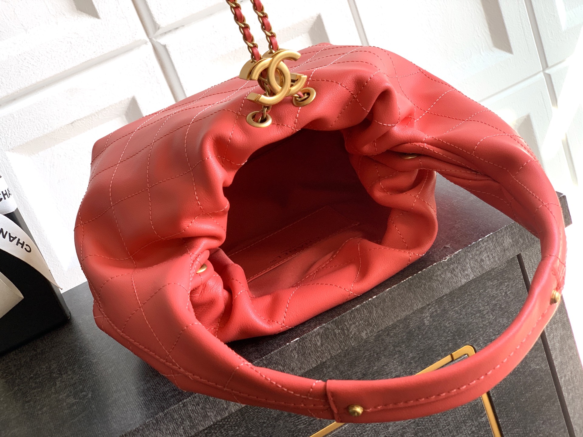 Chanel Male Basic Bag Cow Leather Red 12cm-l-s