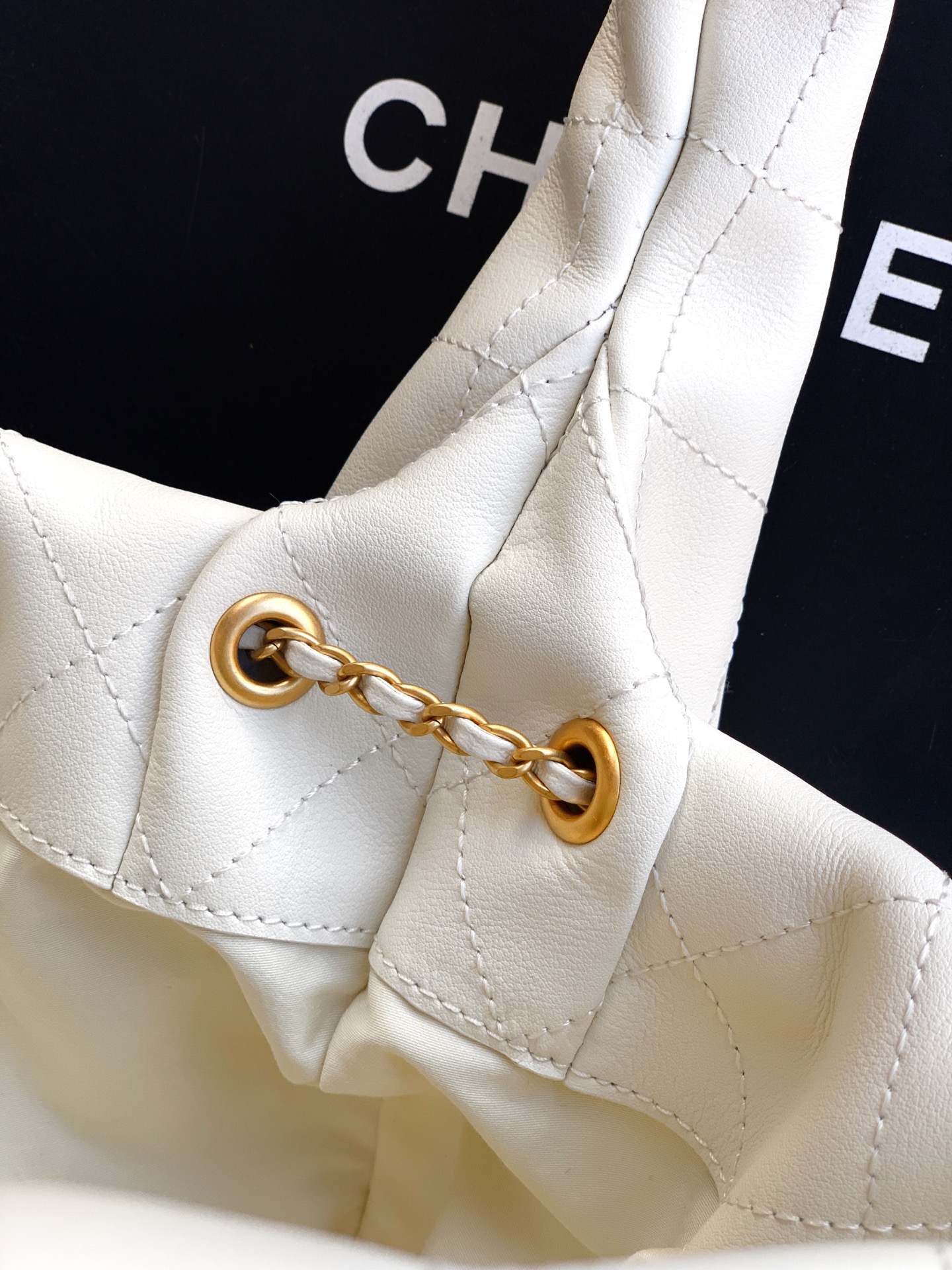 Chanel Male Basic Bag Cow Leather 12cm-l-s