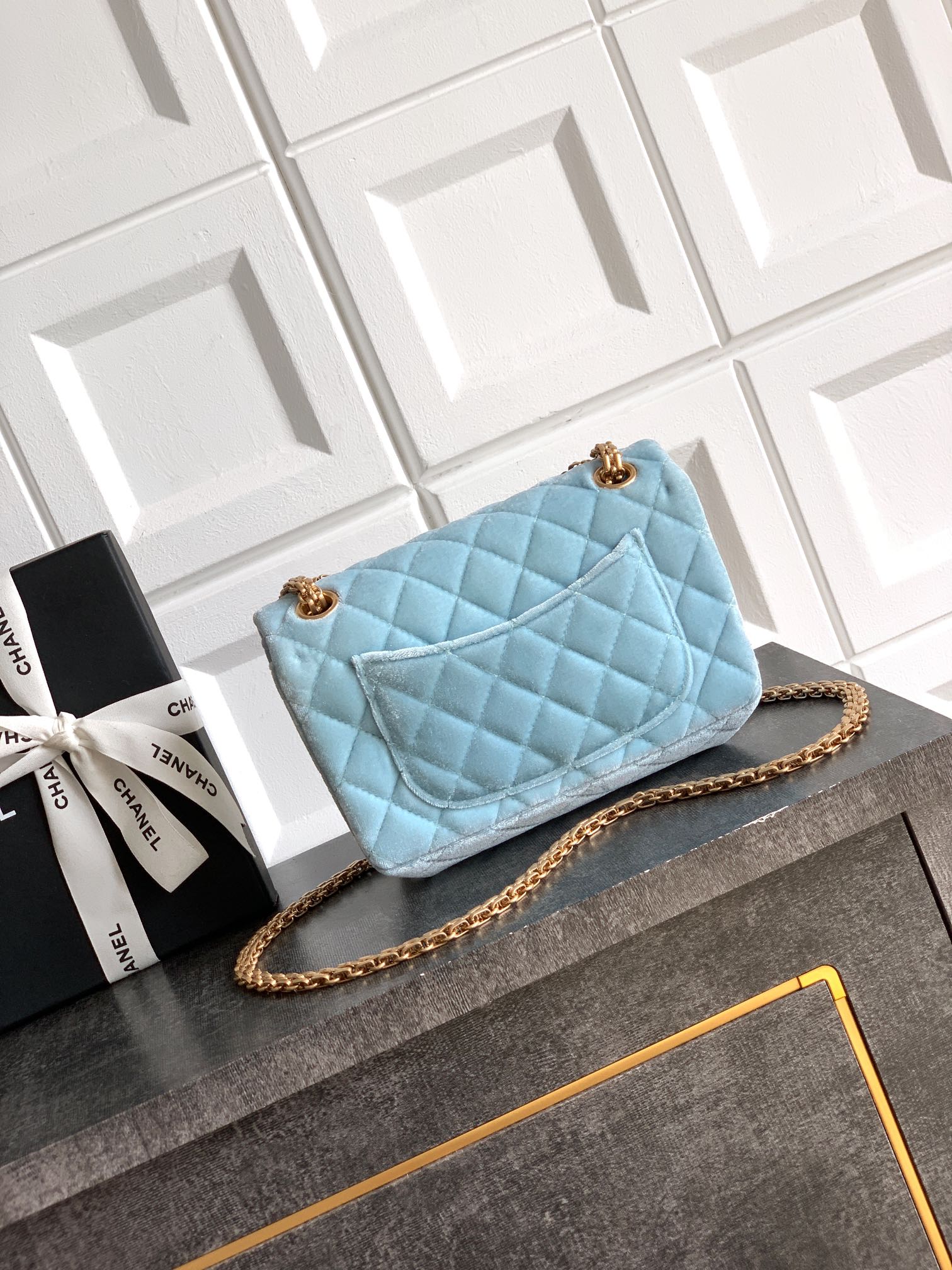 Chanel Female Basic Bag Black 20cm-m-l