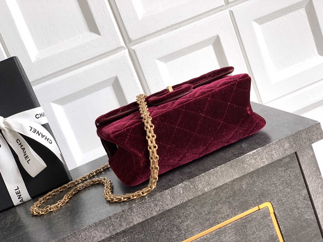 Chanel Female Basic Bag Black 20cm-m-l