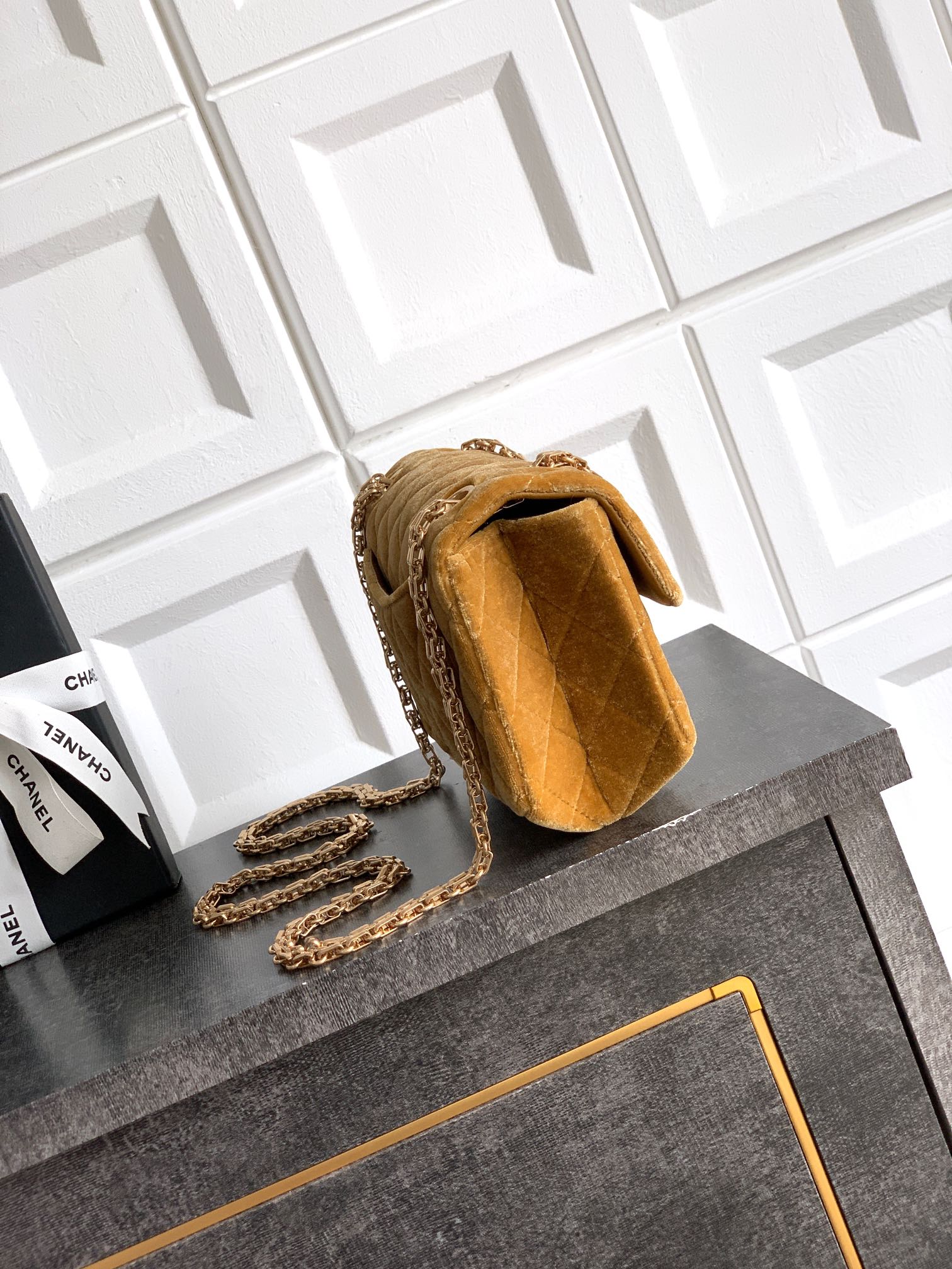 Chanel Female Basic Bag Black 20cm-m-l