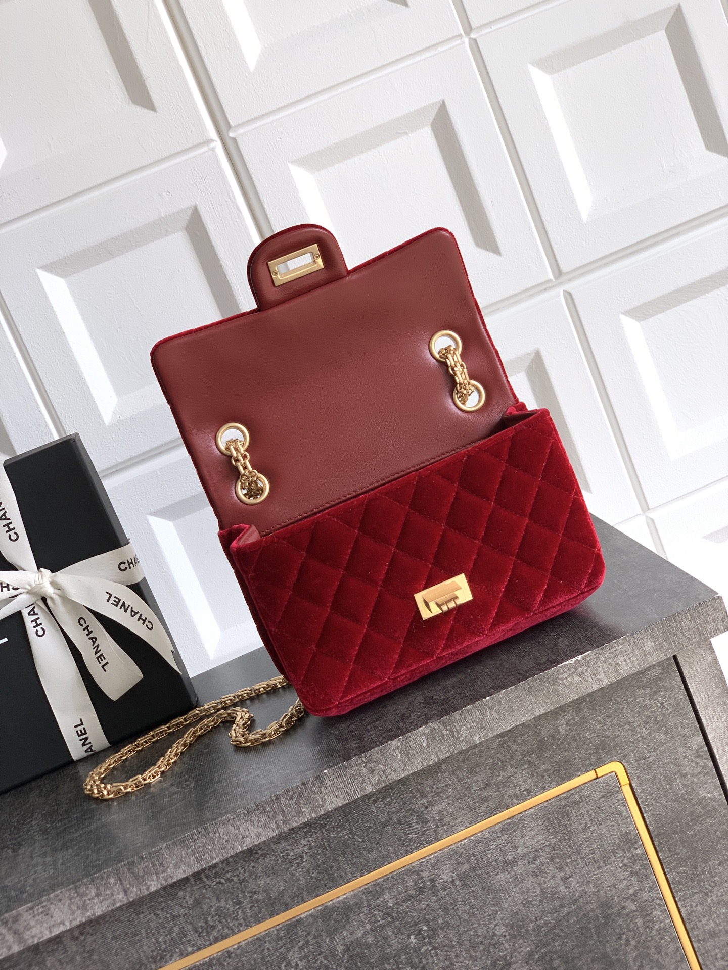 Chanel Female Basic Bag Black 20cm-m-l