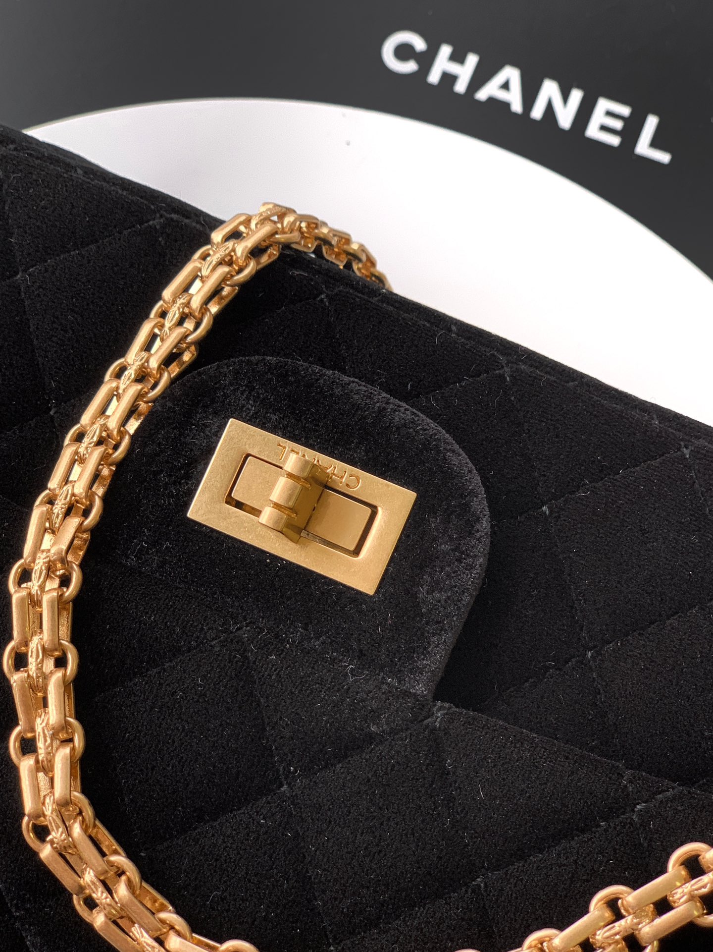 Chanel Female Basic Bag Black 20cm-m-l