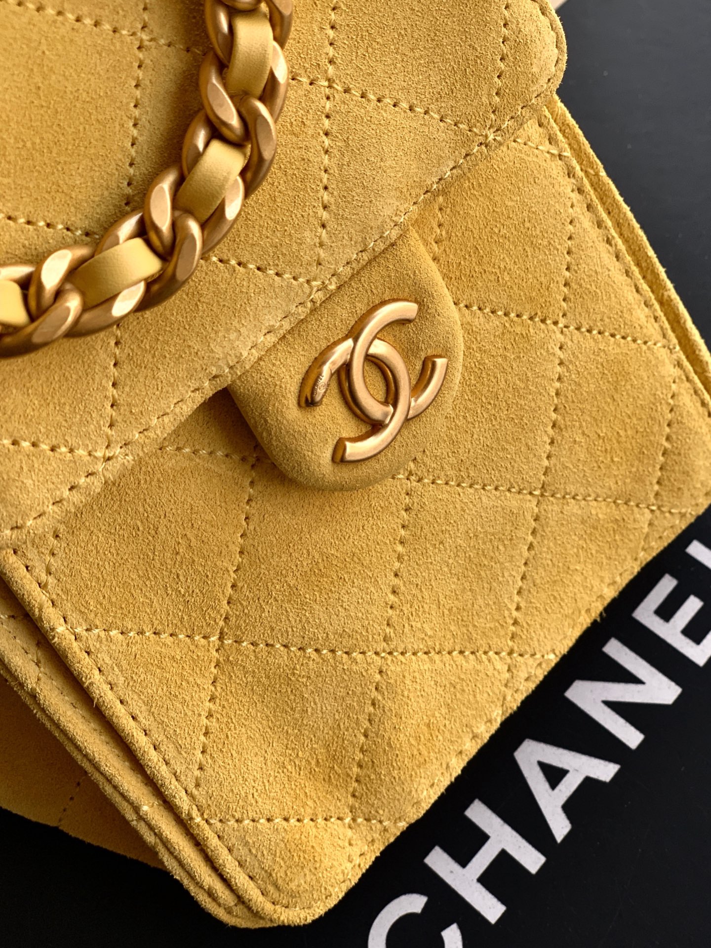 Chanel Bucket Bag 14cm-m-l