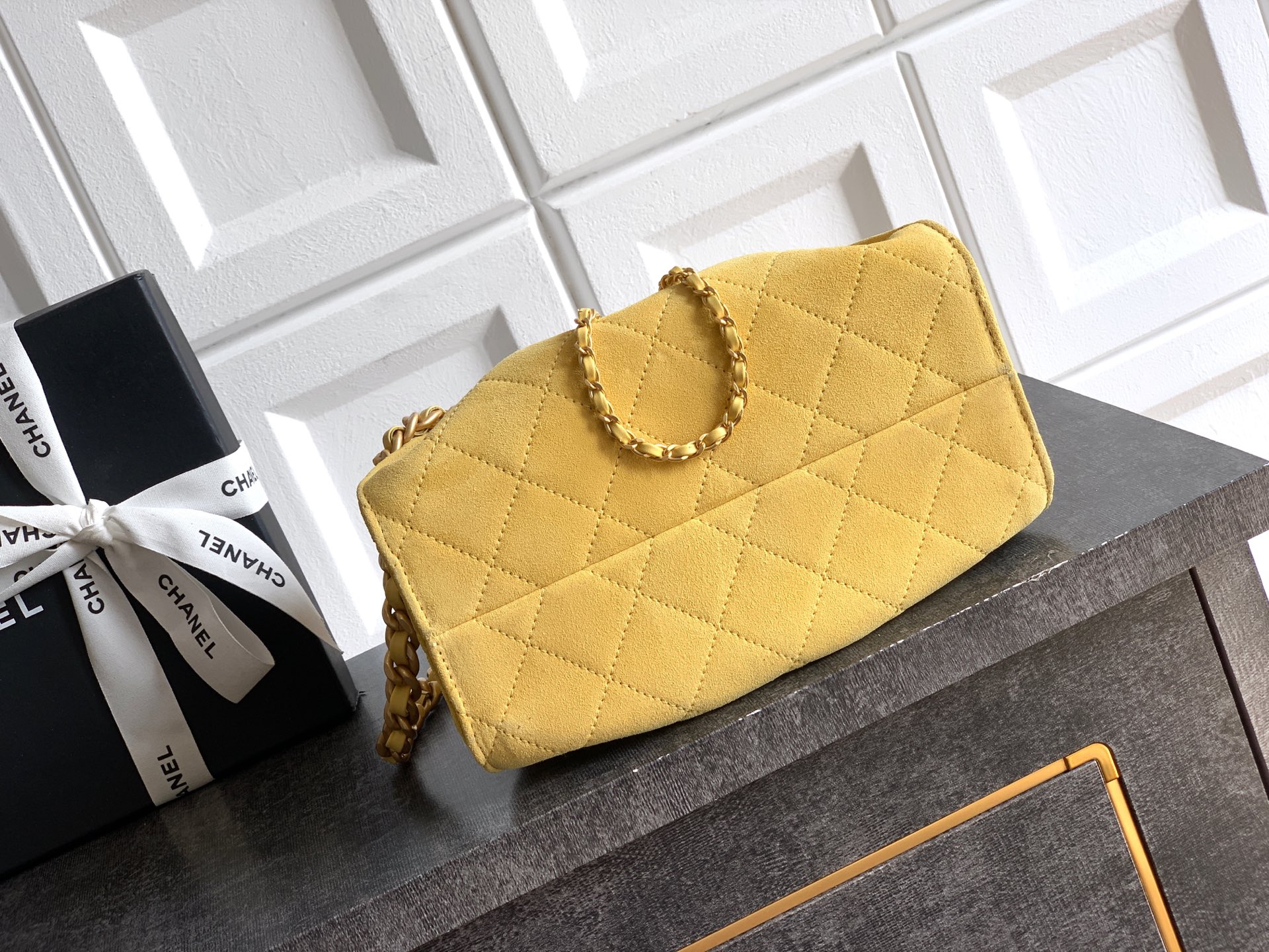 Chanel Bucket Bag 14cm-m-l