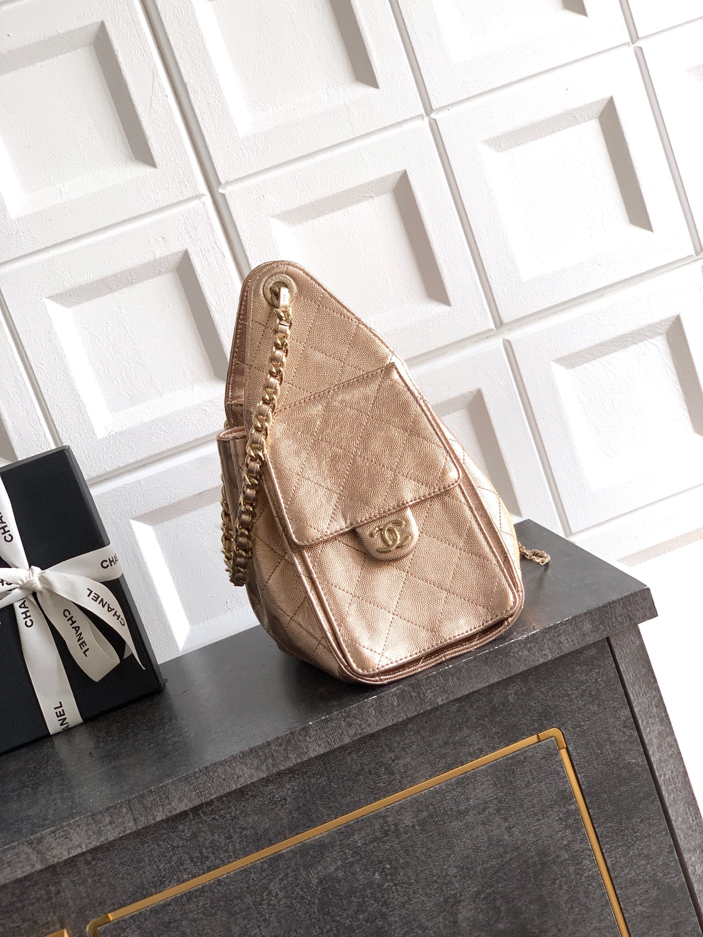 Chanel Bucket Bag Gold 14cm-m-l