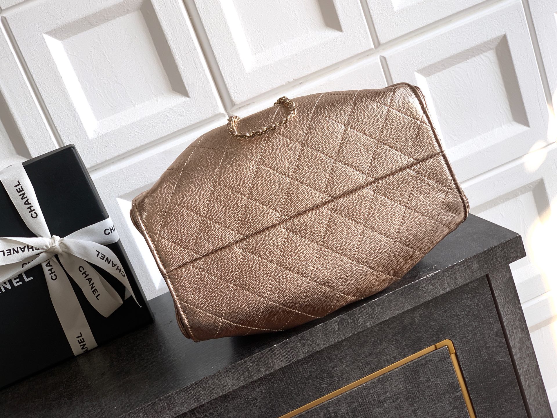 Chanel Bucket Bag Gold 14cm-m-l