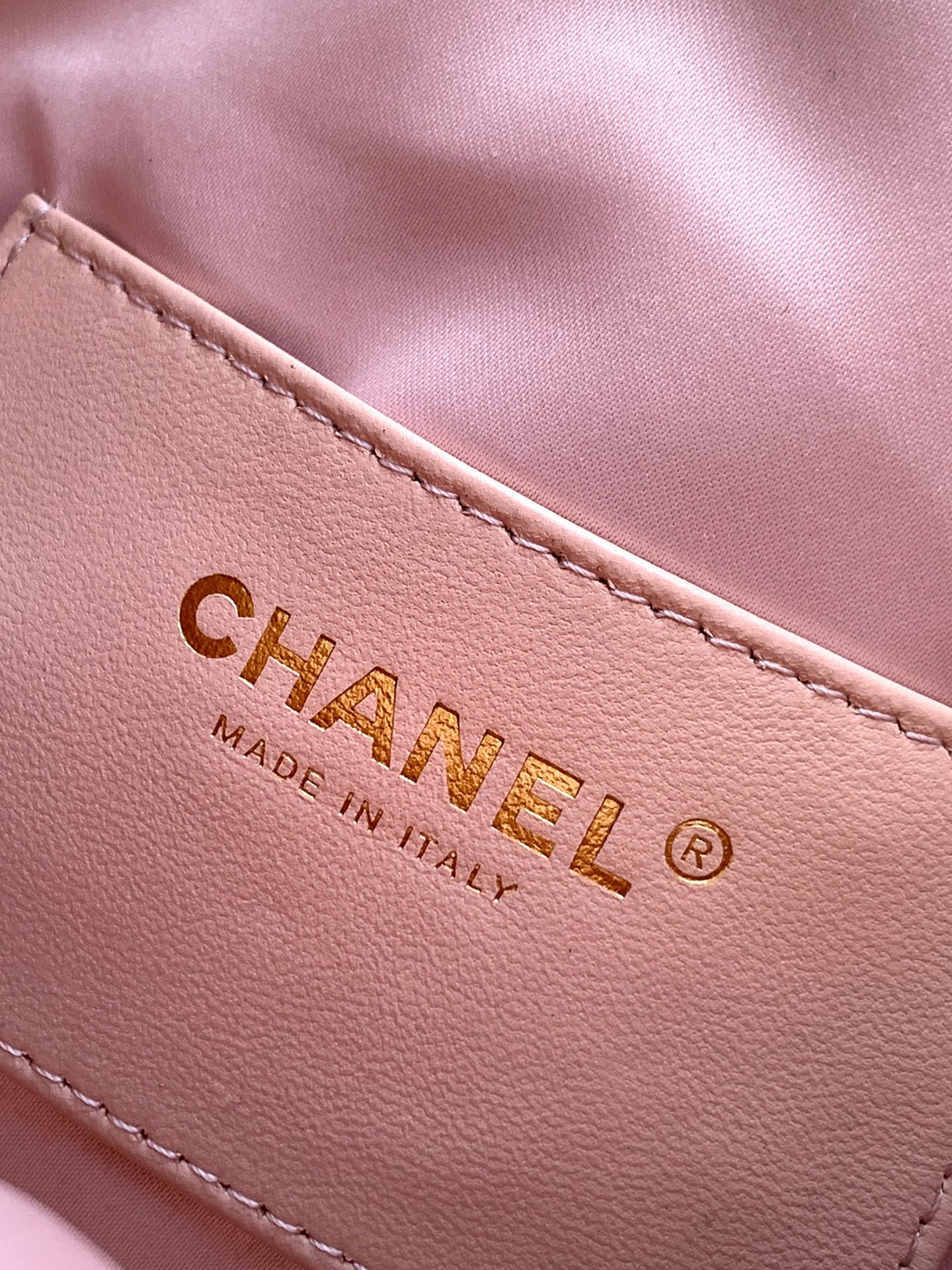 Chanel Bucket Bag Gold 14cm-m-l