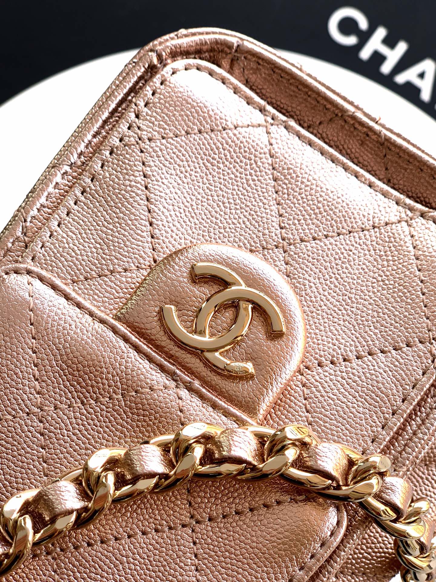 Chanel Bucket Bag Gold 14cm-m-l