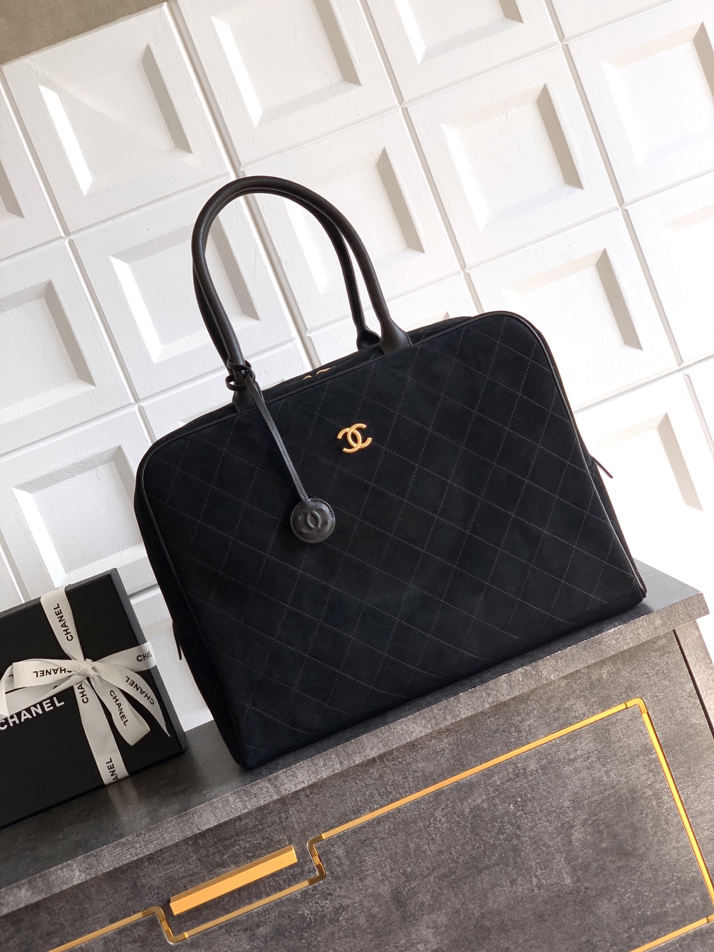 Chanel Basic Bag Black 23cm-l