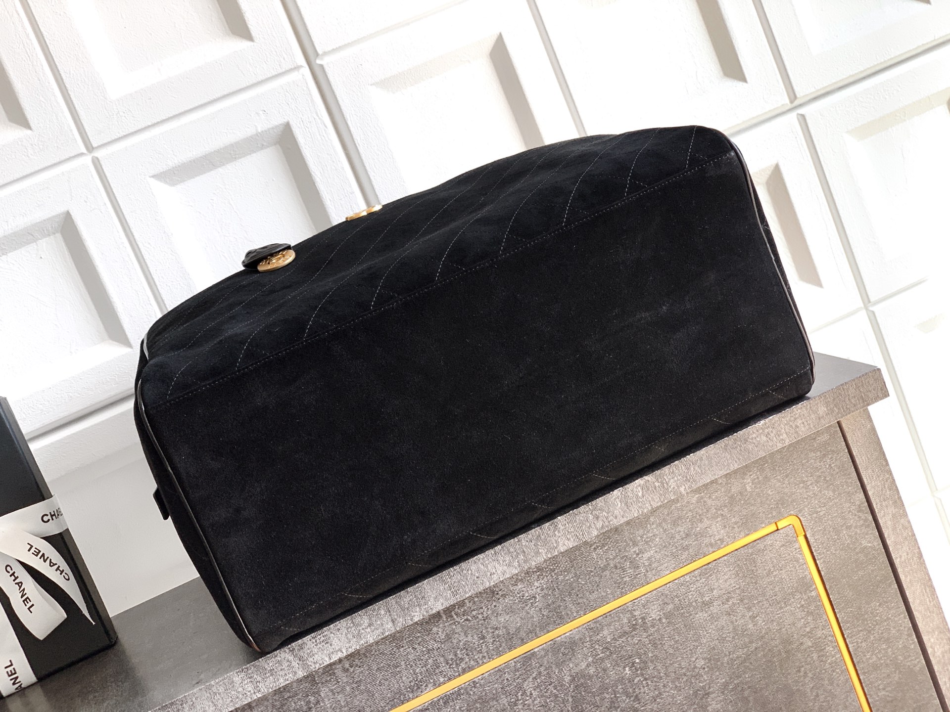 Chanel Basic Bag Black 23cm-l