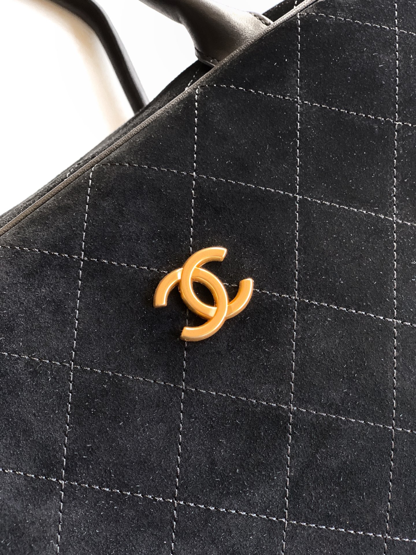 Chanel Basic Bag Black 23cm-l