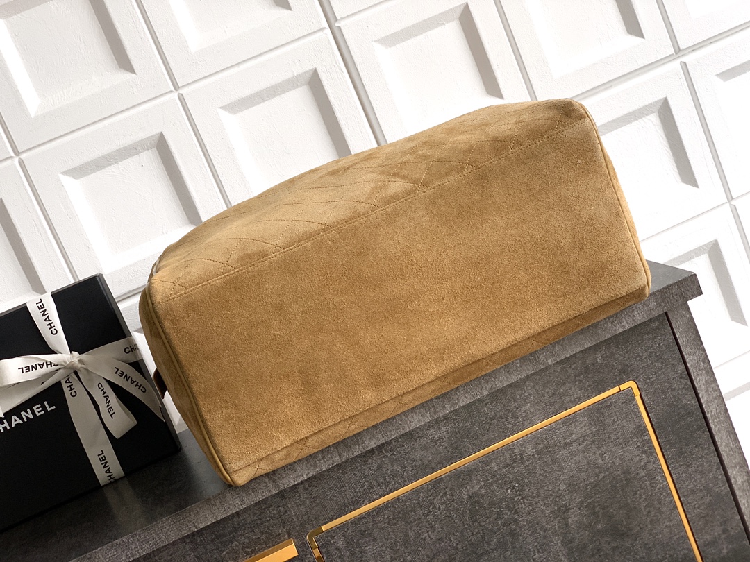 Chanel Basic Bag 23cm-l