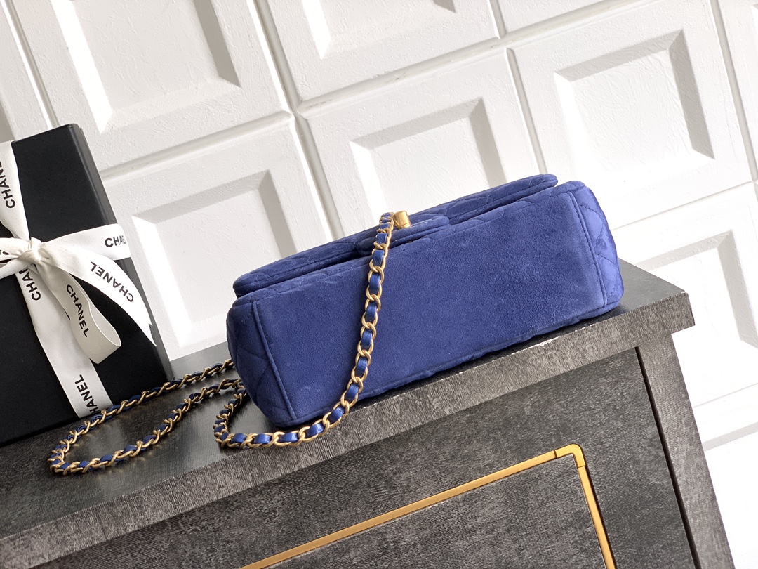 Chanel Female Basic Bag Cow Leather Blue M-l