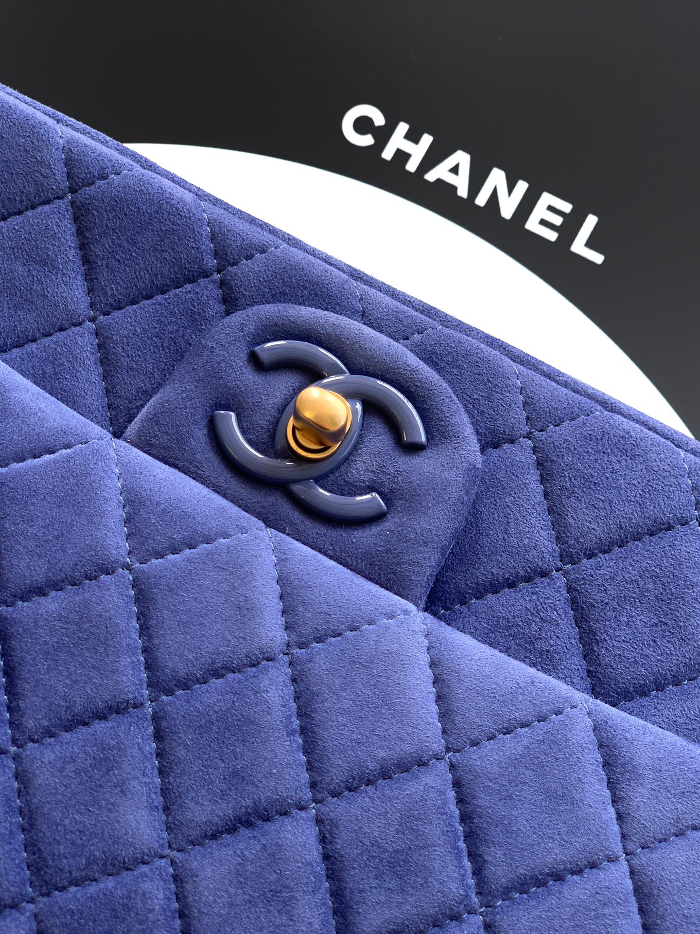 Chanel Female Basic Bag Cow Leather Blue M-l