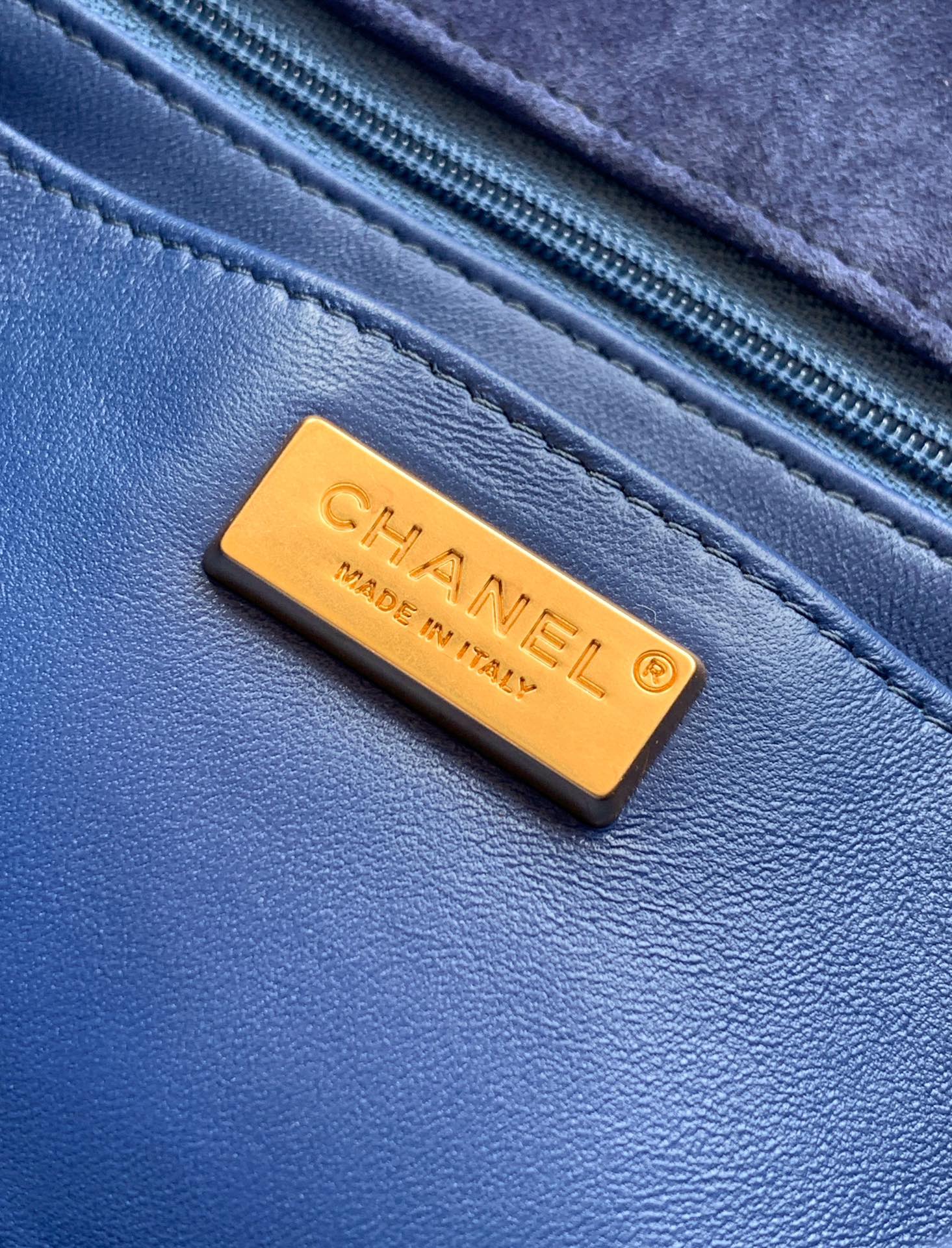 Chanel Female Basic Bag Cow Leather Blue M-l