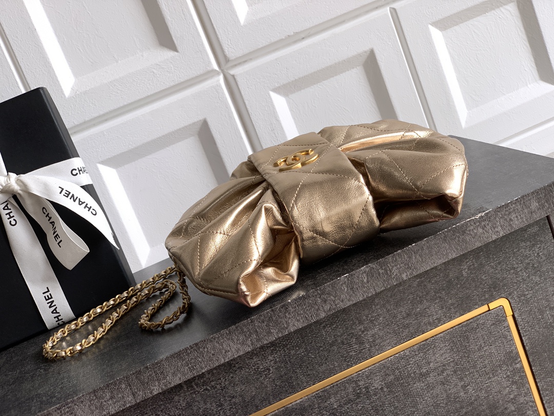 Chanel Female Basic Bag Sheepskin Black Waterproof M-l