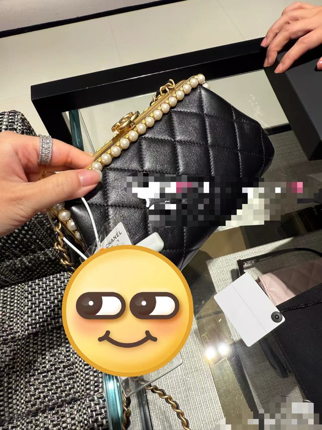 Chanel Clutch Bag Black M-l