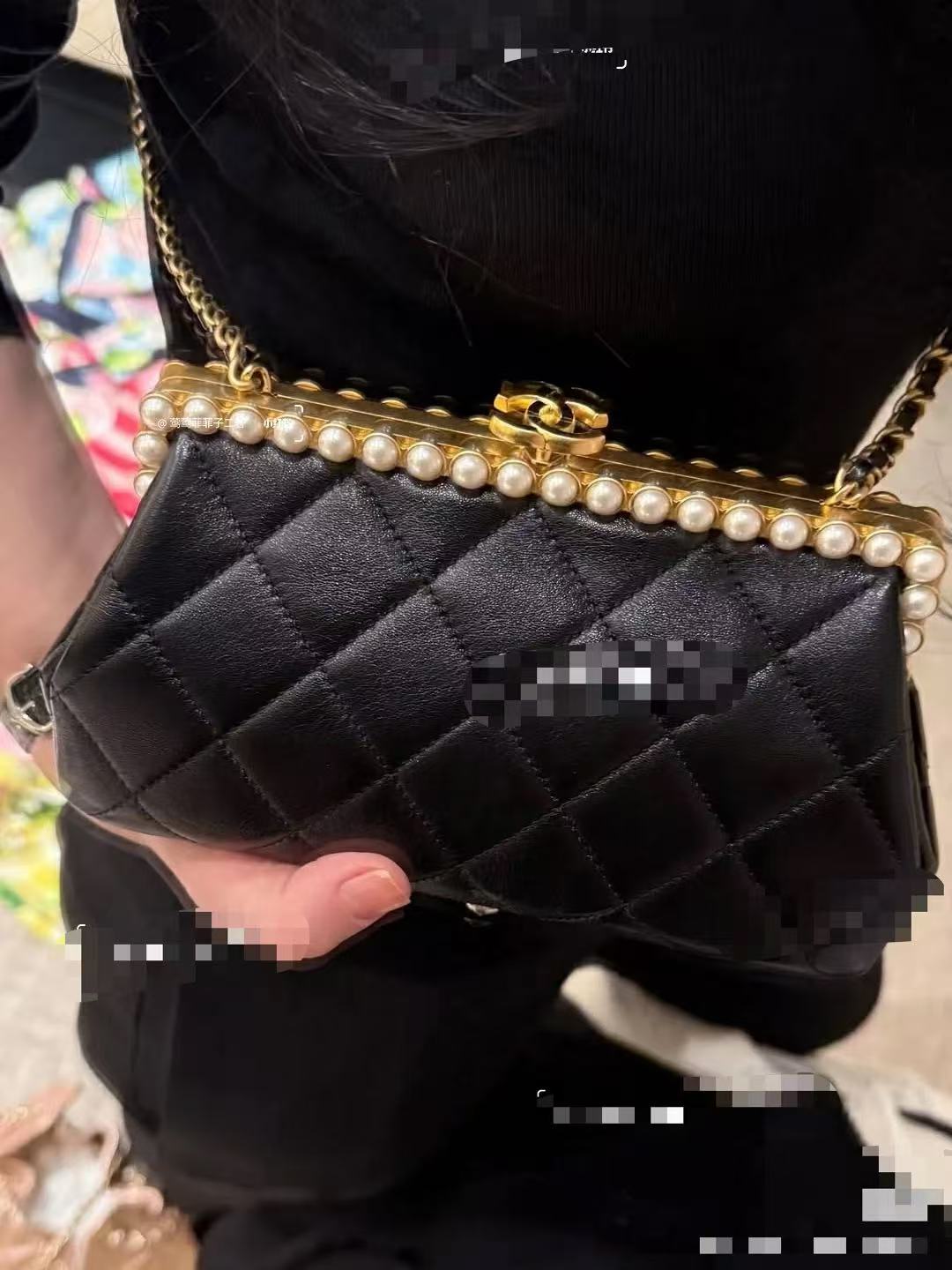 Chanel Clutch Bag Black M-l