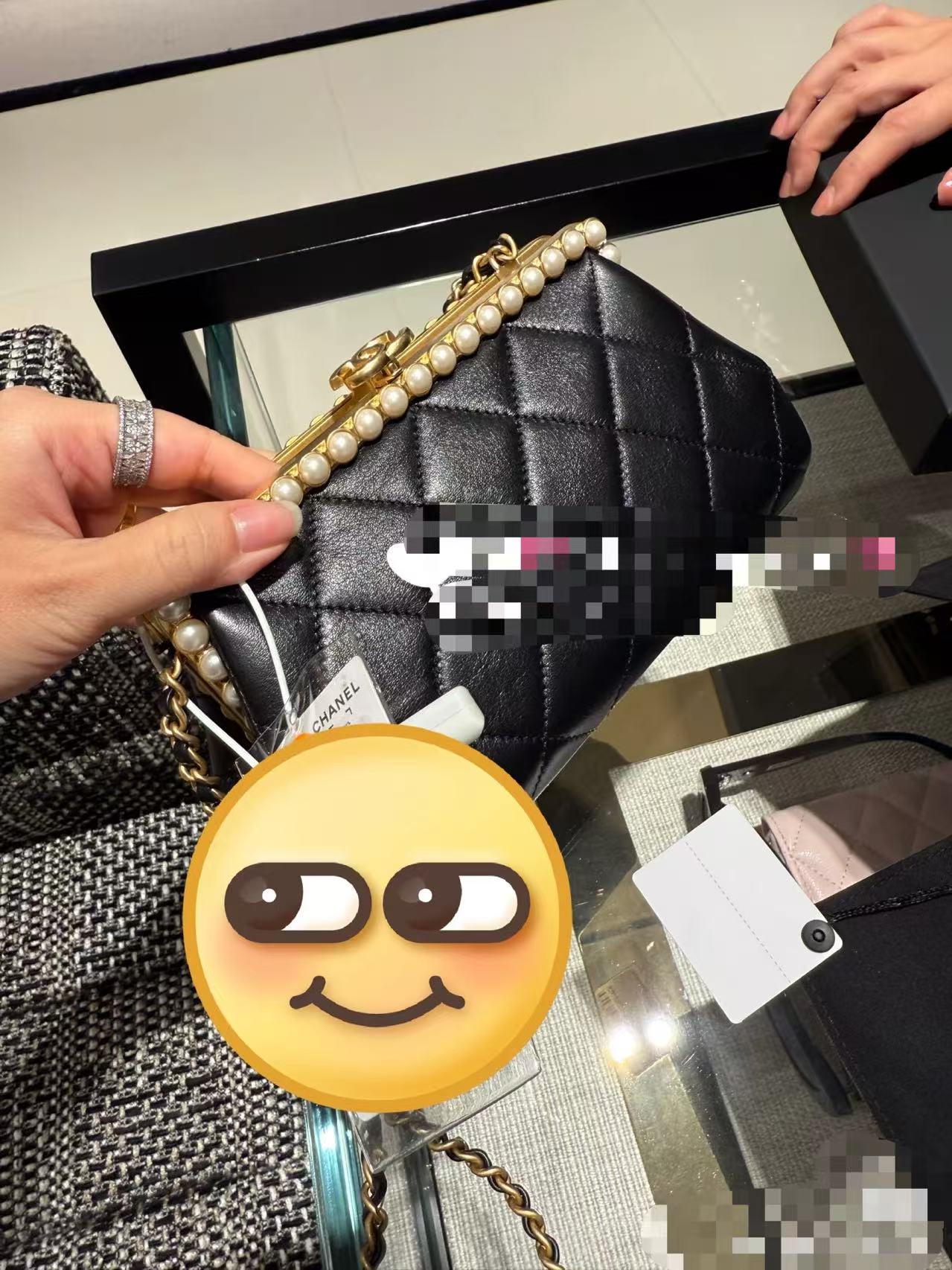 Chanel Clutch Bag Black M-l