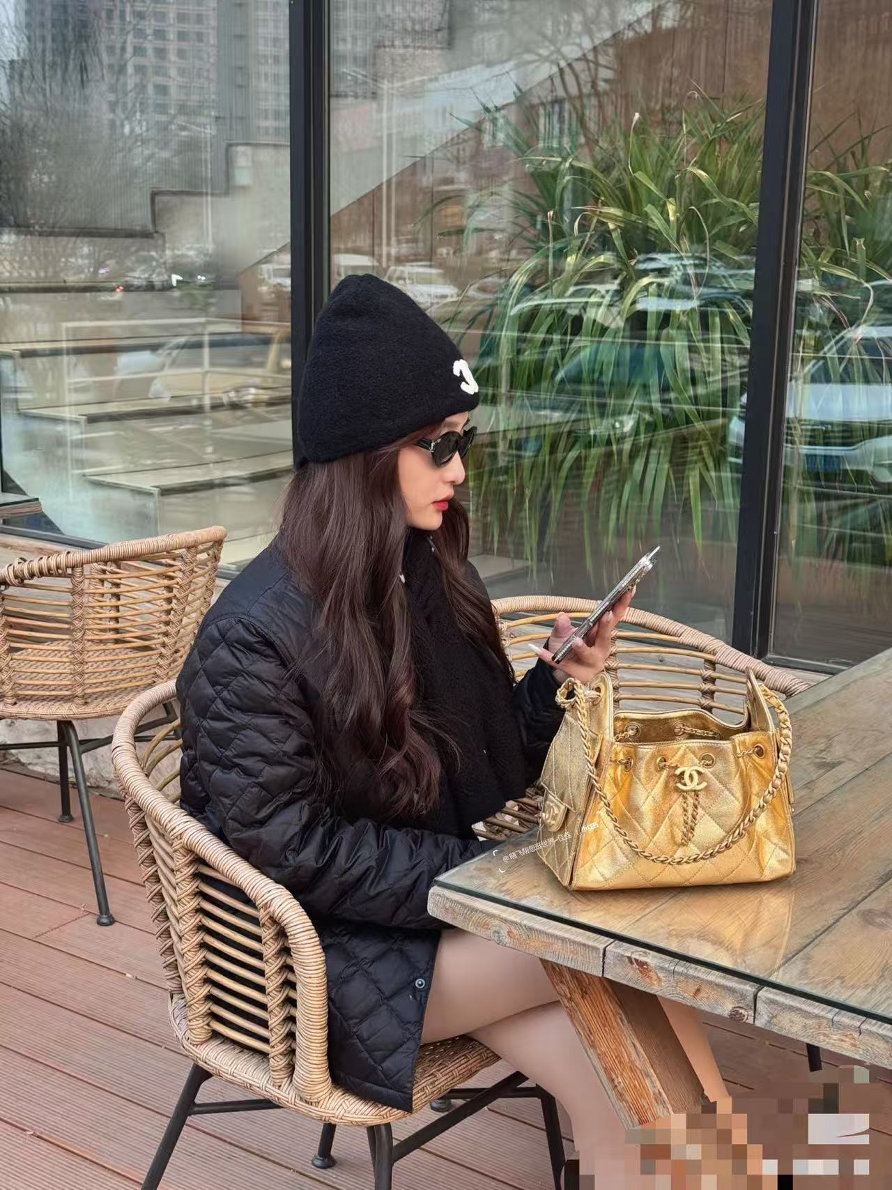 Chanel Bucket Bag Gold 14cm-m-l