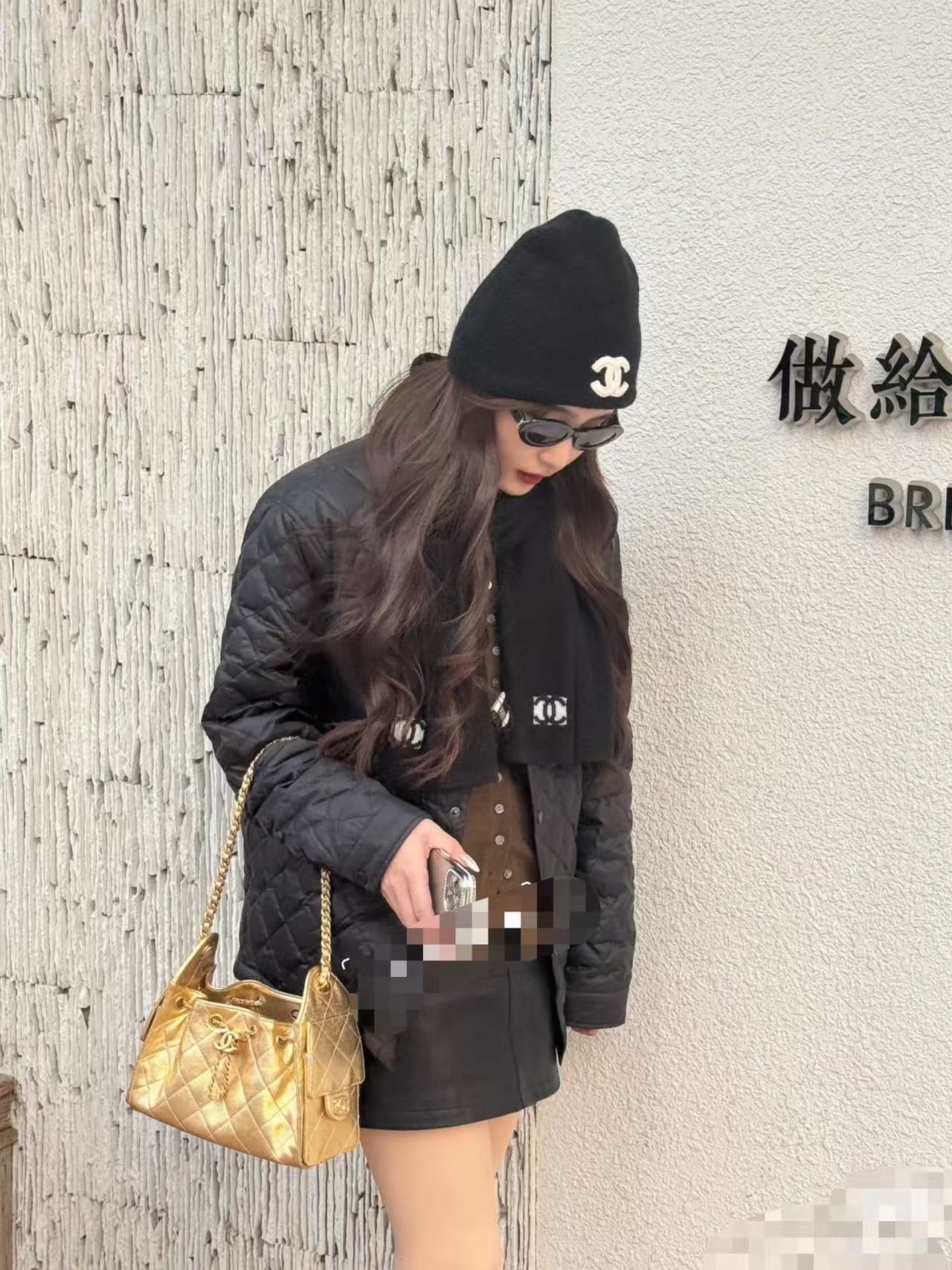 Chanel Bucket Bag Gold 14cm-m-l