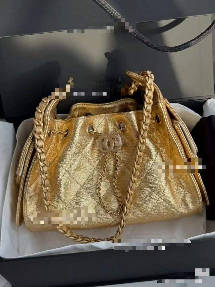 Chanel Bucket Bag Gold 14cm-m-l