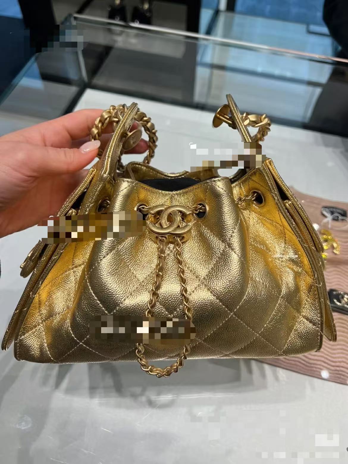 Chanel Bucket Bag Gold 14cm-m-l
