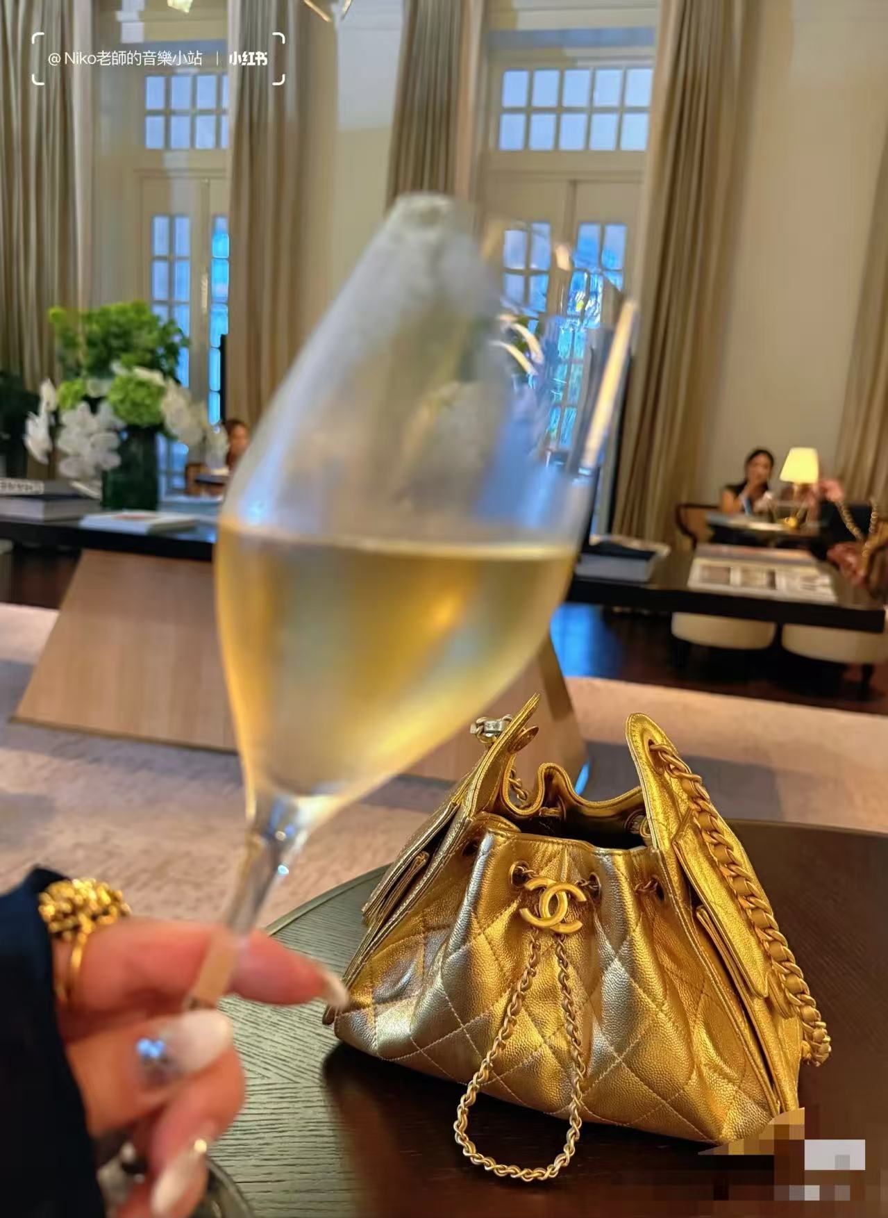 Chanel Bucket Bag Gold 14cm-m-l