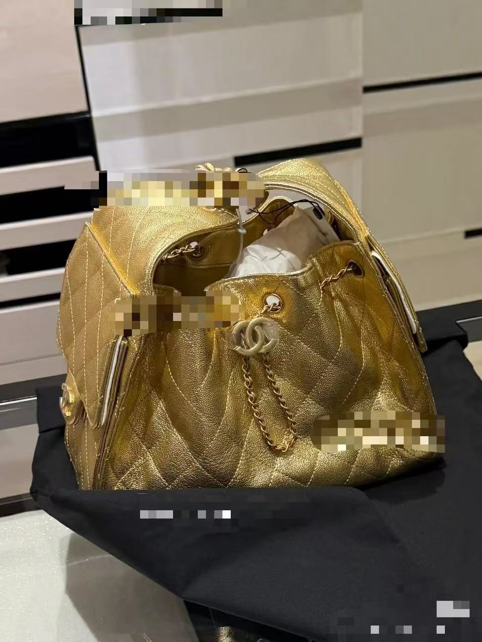 Chanel Bucket Bag Gold 14cm-m-l