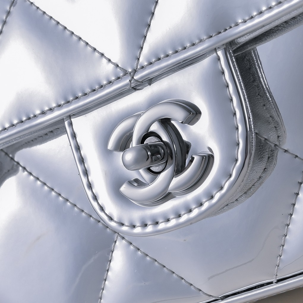 Chanel Clutch Bag Sheepskin M