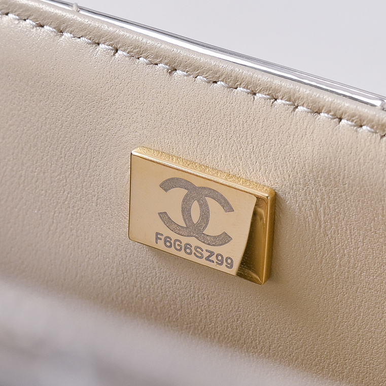 Chanel Clutch Bag Sheepskin M