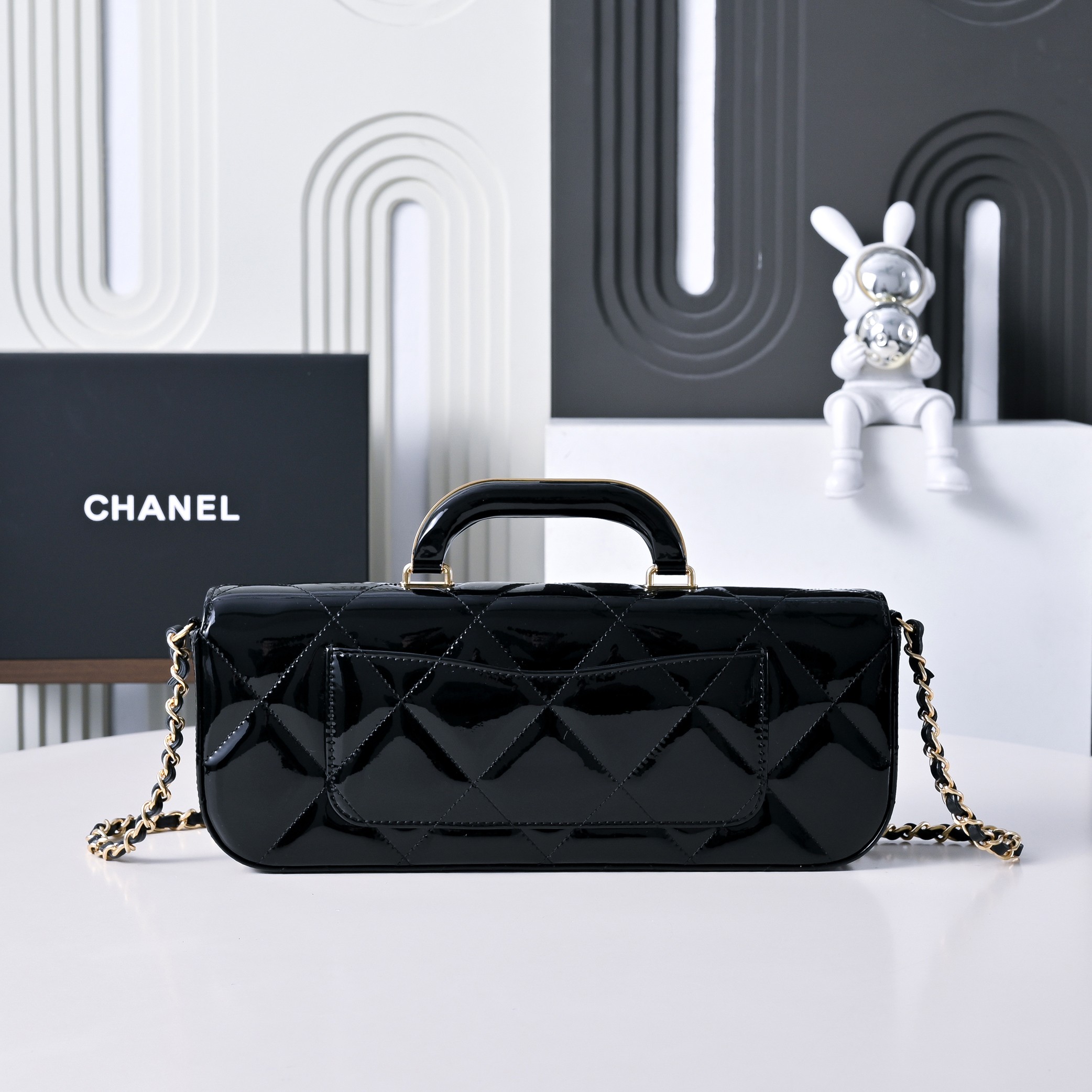 Chanel Clutch Bag Sheepskin M