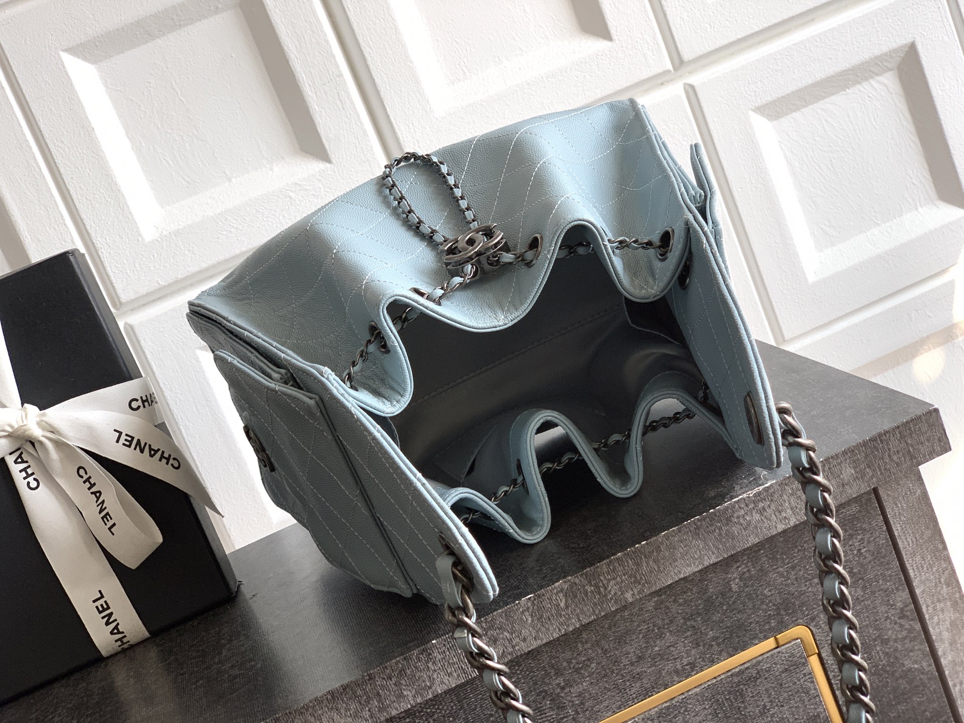 Chanel Bucket Bag Blue 14cm-m-l