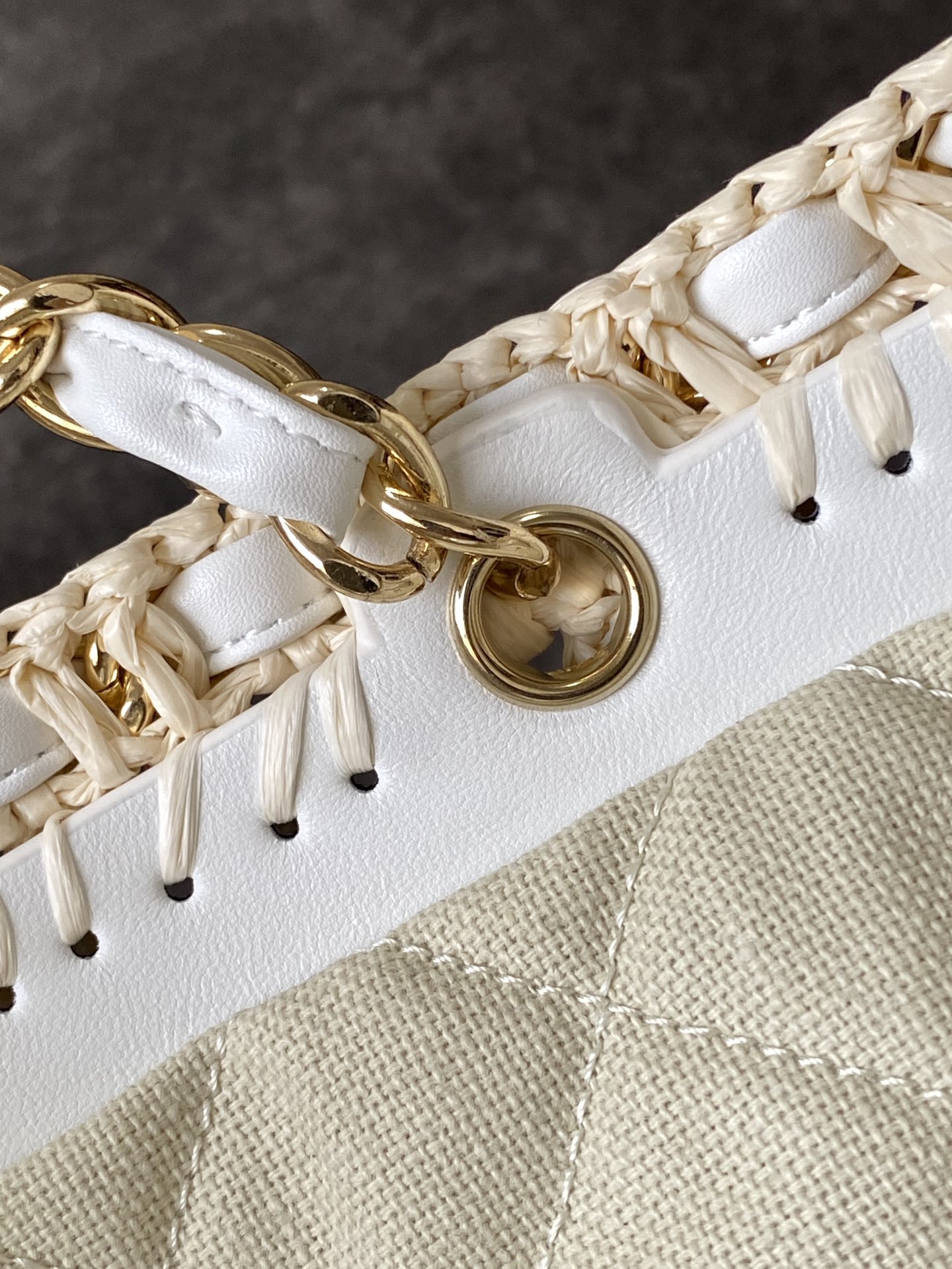 Basic Bag Beige M-s