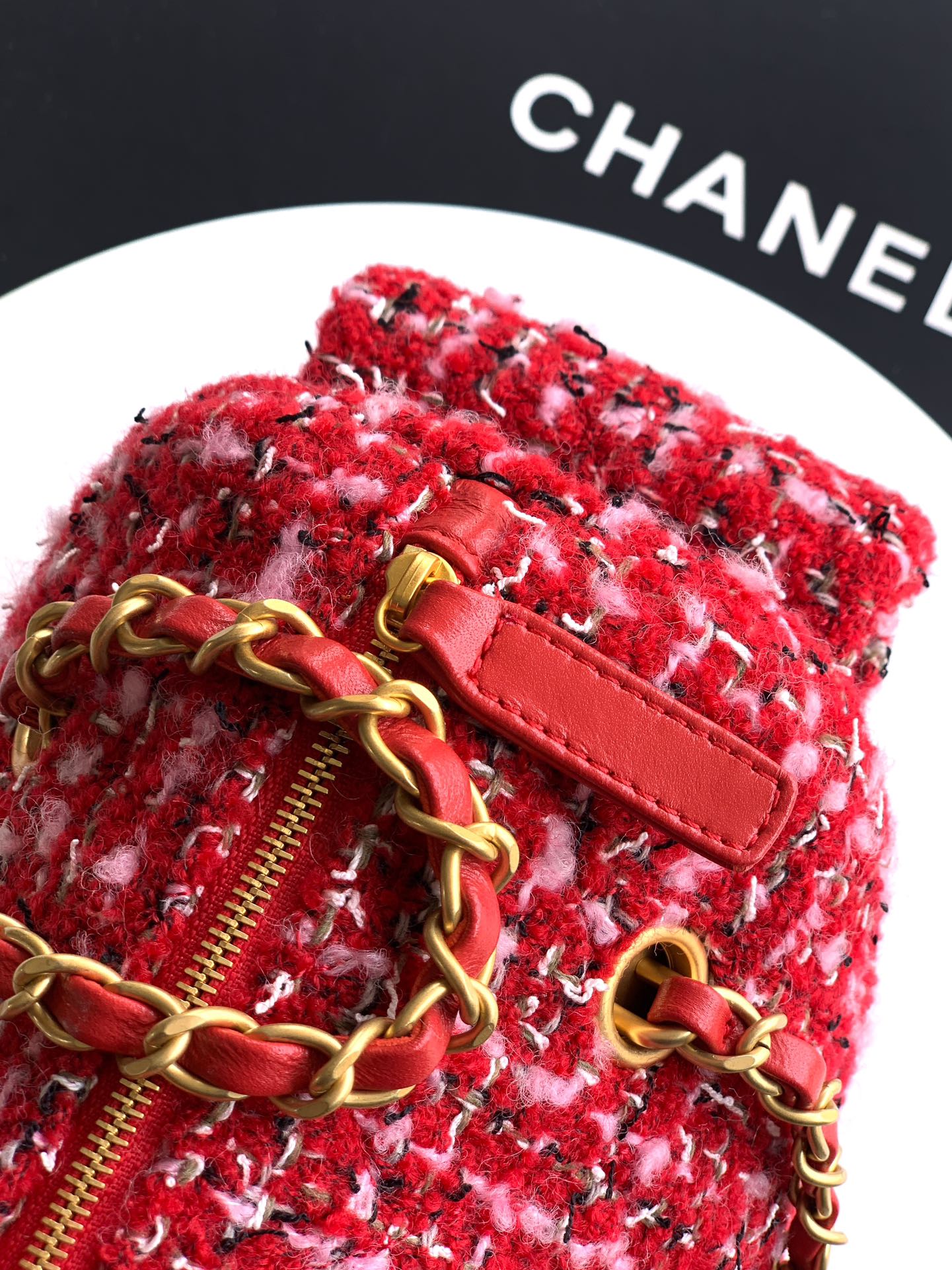 Chanel Basic Bag Cow Leather 24cm-l