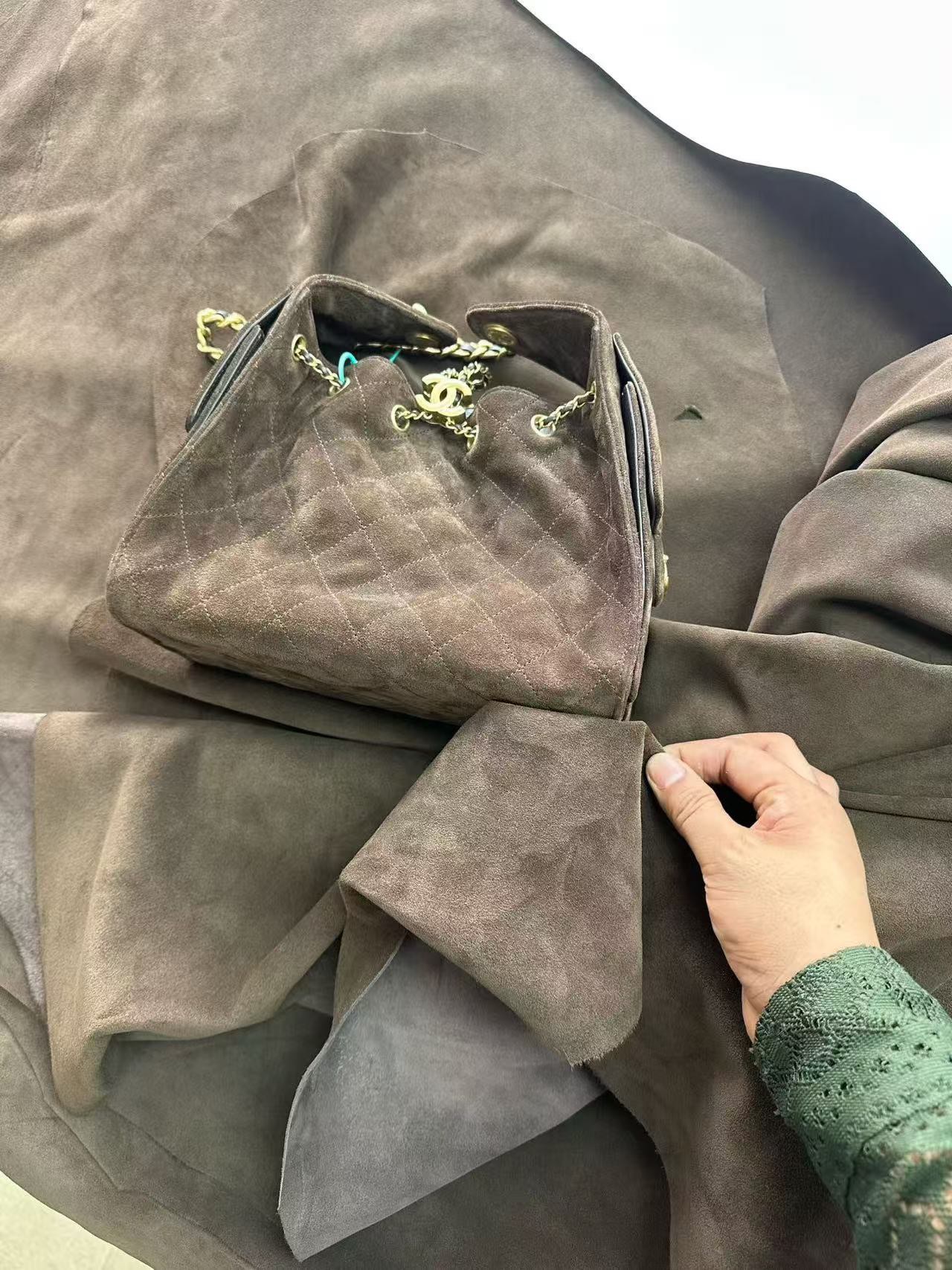 Chanel Bucket Bag Green 14cm-m-l