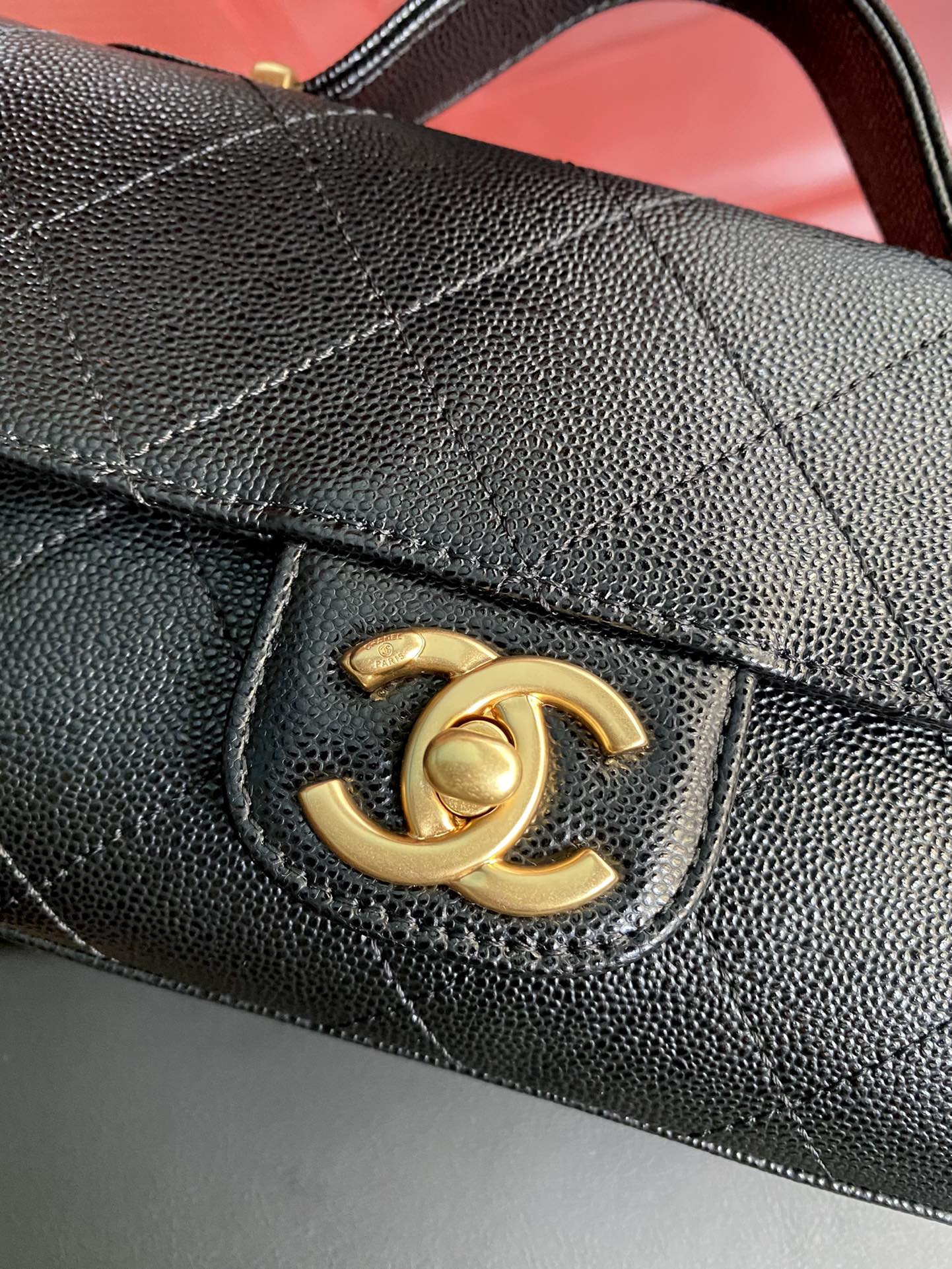 Basic Bag Cow Leather M