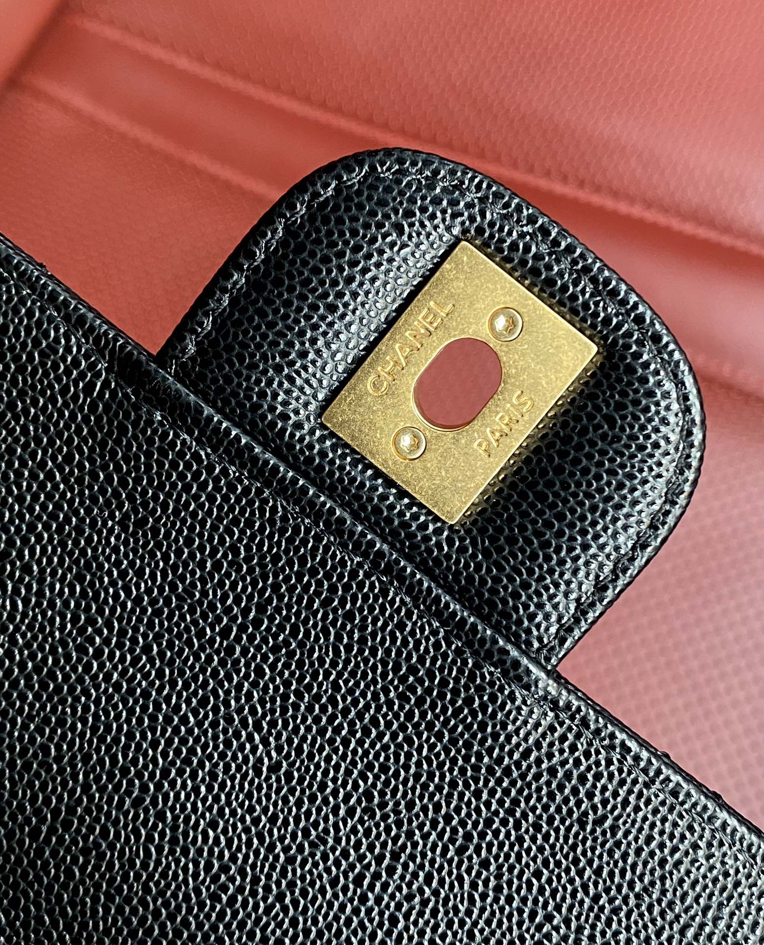 Basic Bag Cow Leather M