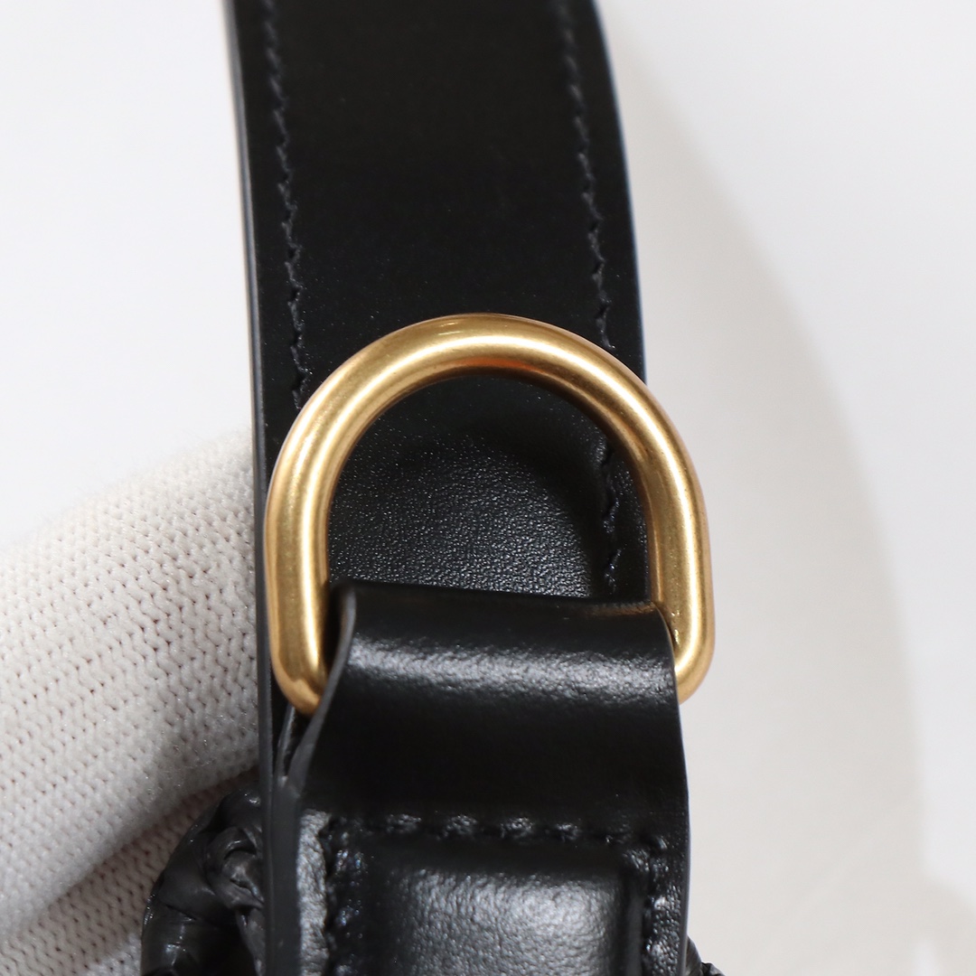 Ysl Shoulder Bag M-l-s