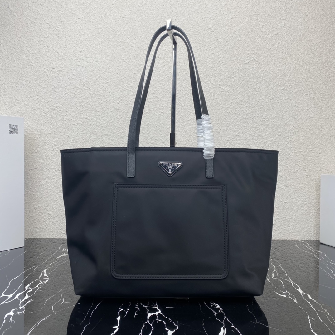 Prada Tote Bag Nylon M-s